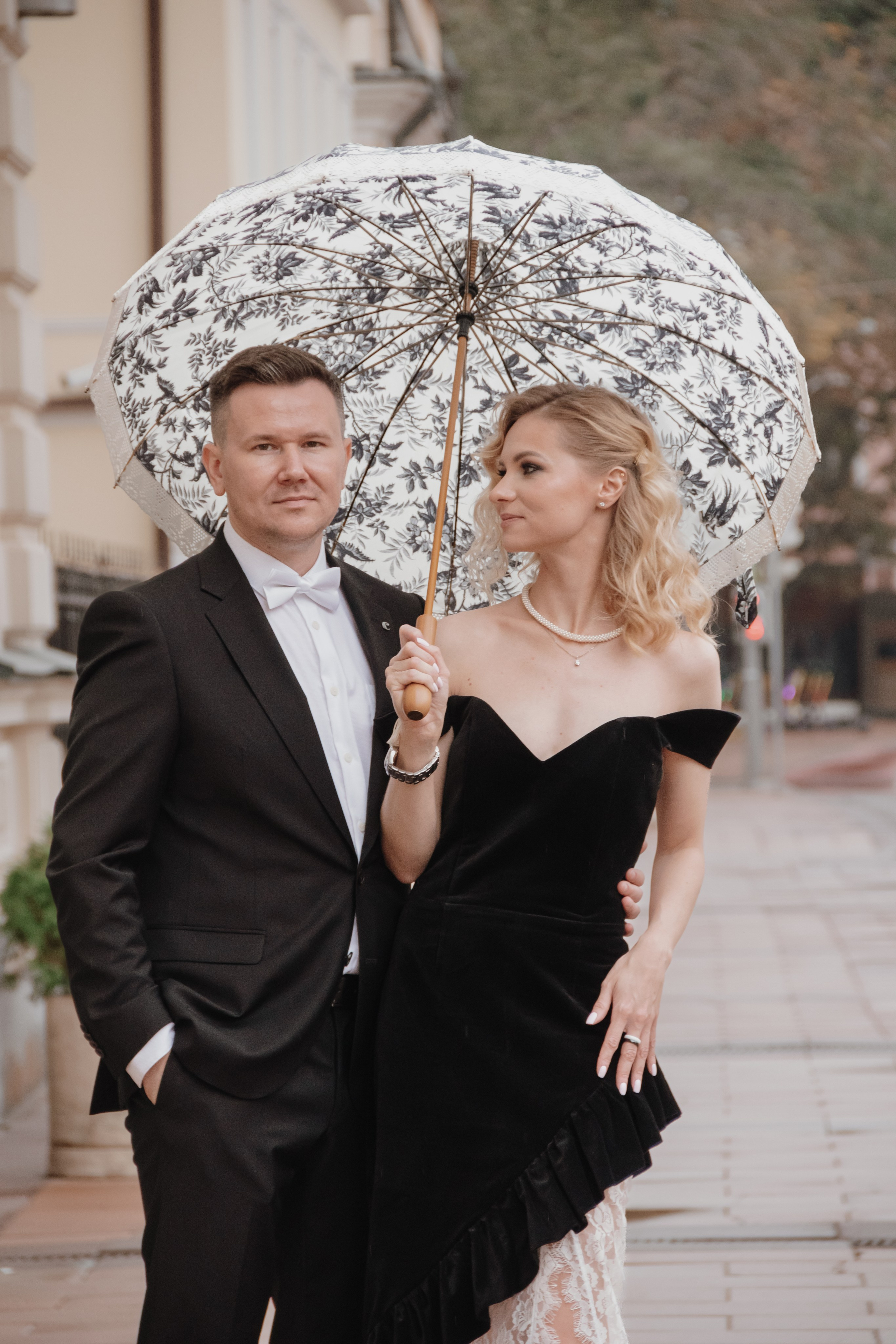 Under umbrella. Наталия Фролова. Фотограф. Москва