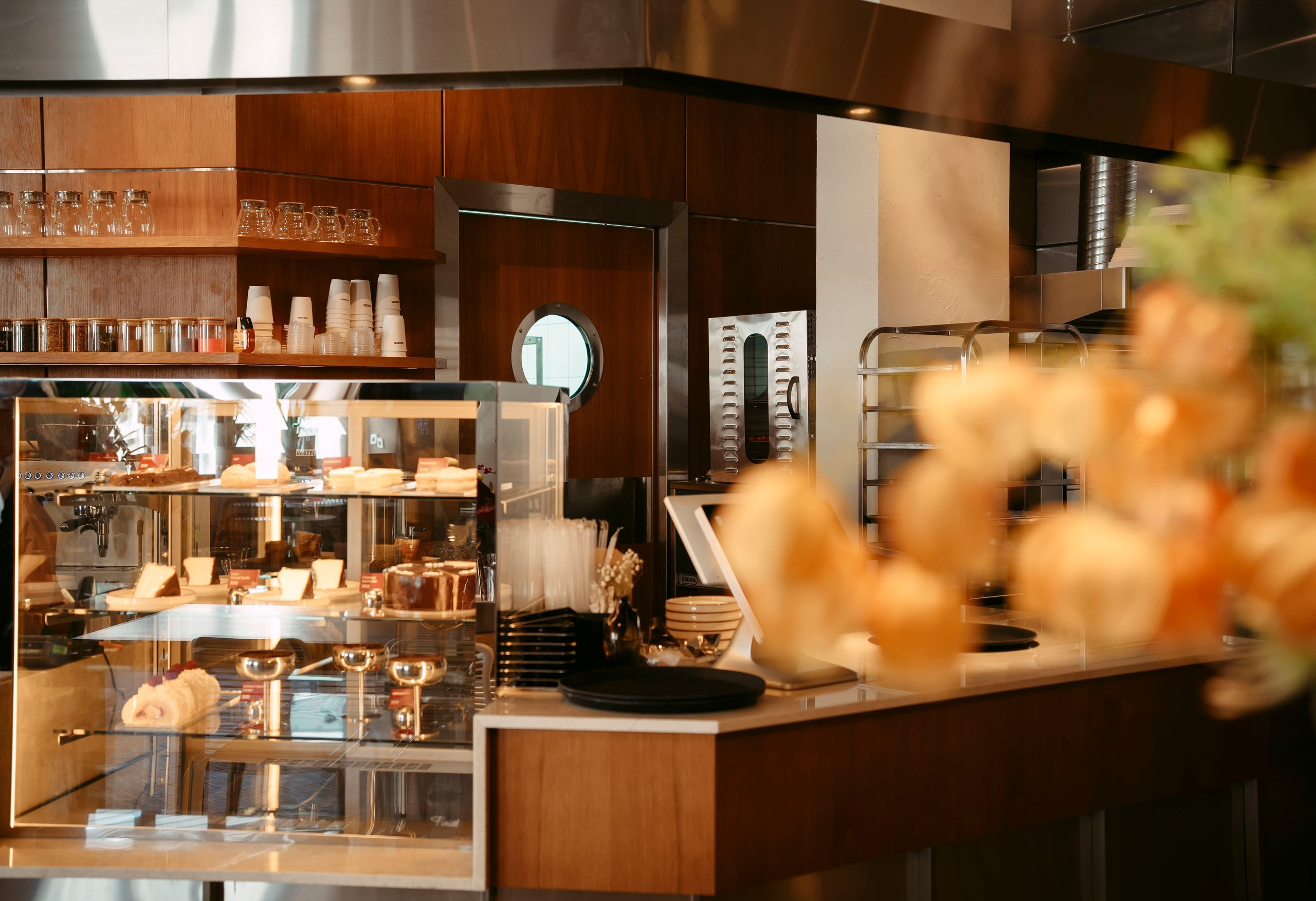 Скрэмбл х Enter. Саша Копылов, фотограф в Казани