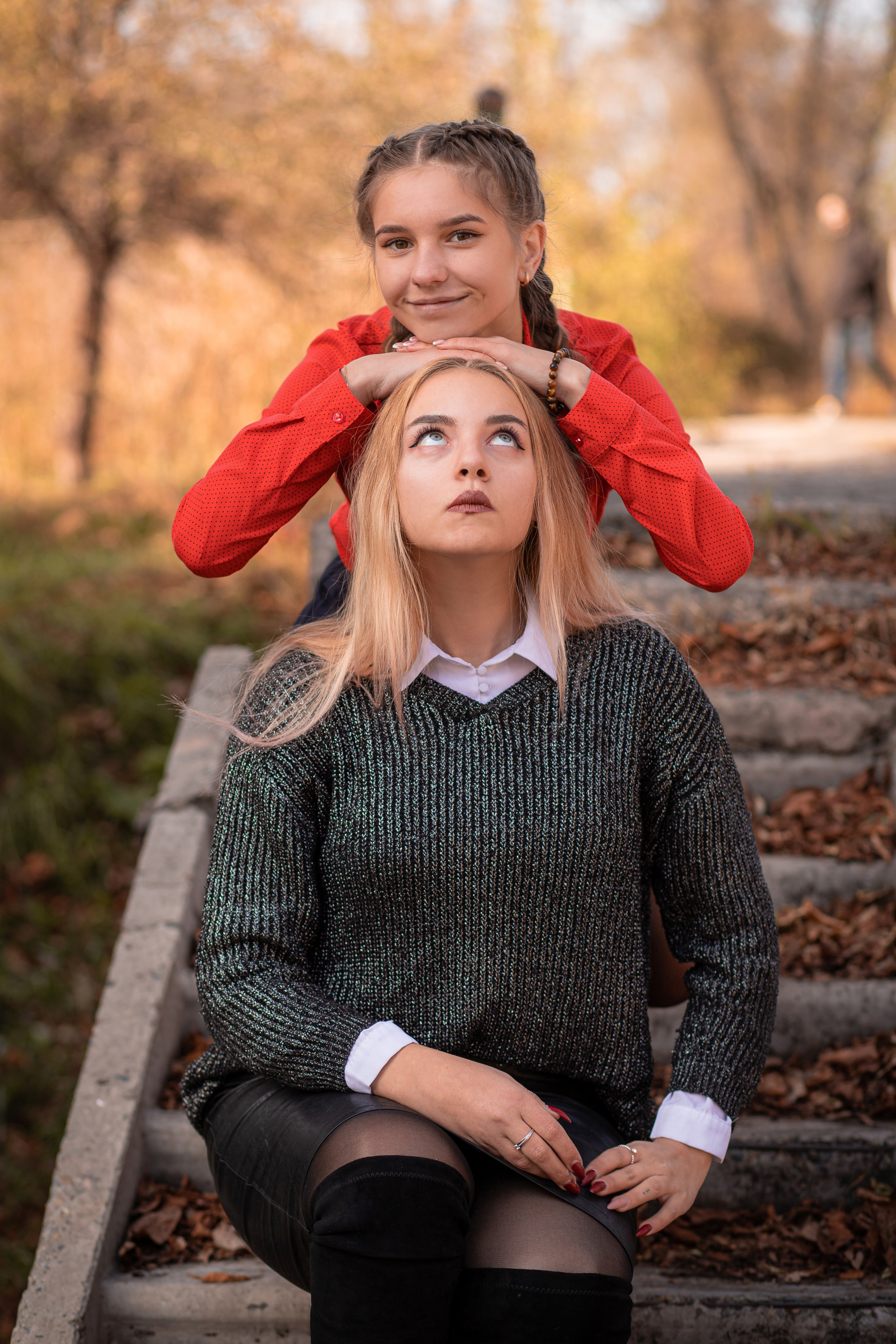 Школьная фотография подружки забавная фотография. Фотосессия в Спасске-Дальнем