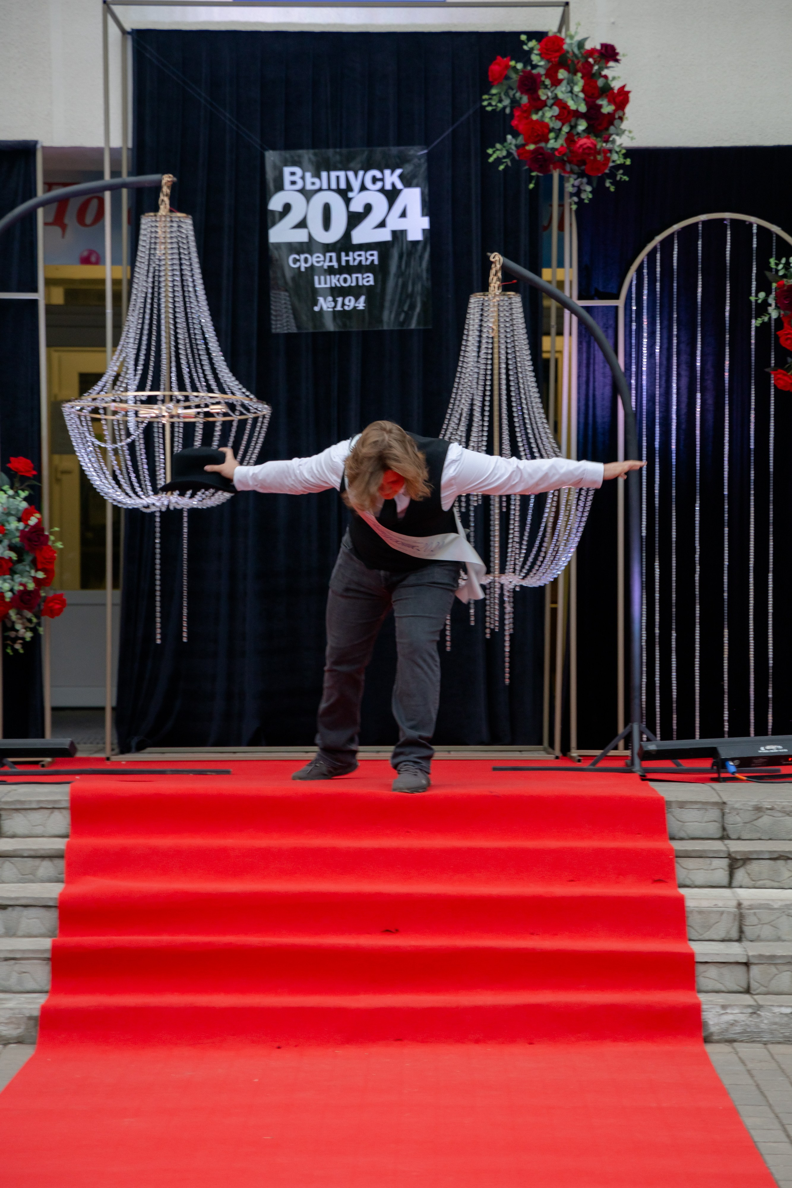 Школьный выпускной 2024 год в Соколе (Минск). Свадебный фотограф в Минске/Беларуси Сергей Спиридонов