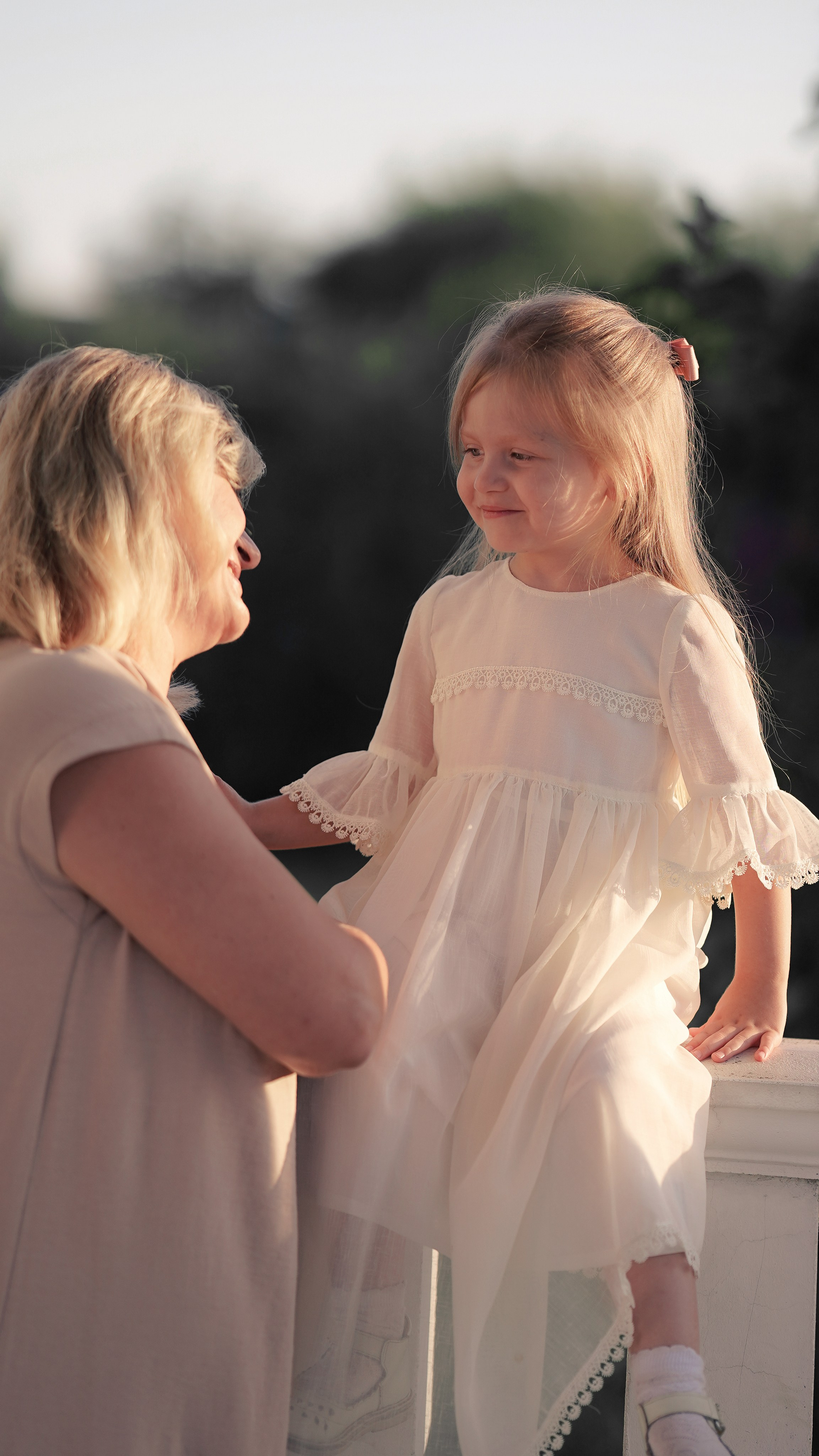 Семейная фотопрогулка. Фотограф Надежда Жемкова. Фотосъёмка, ретушь, фотомонтаж для вас и вашего бизнеса