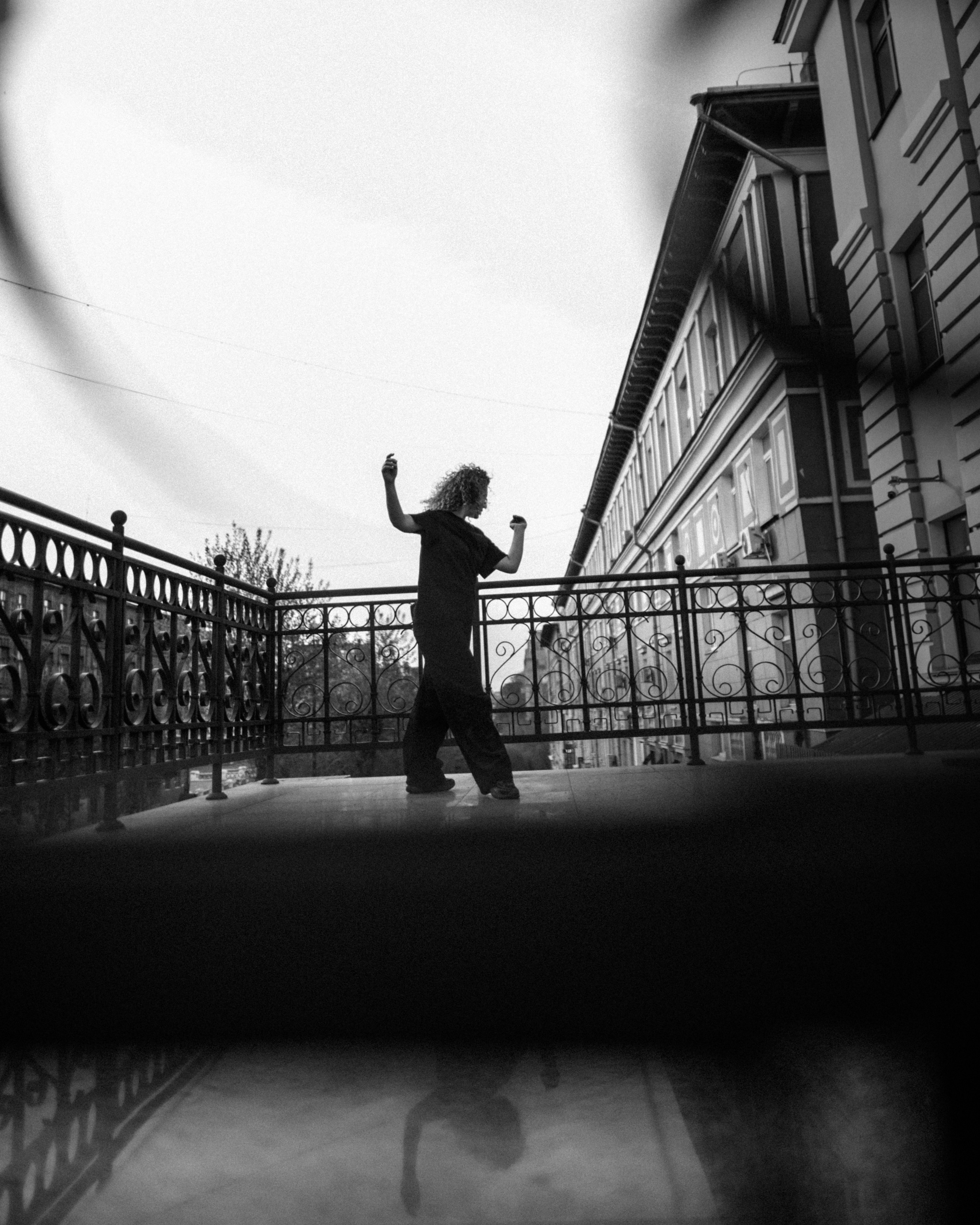 Рассвет в городе: Ира и парсон Гром. Портфолио