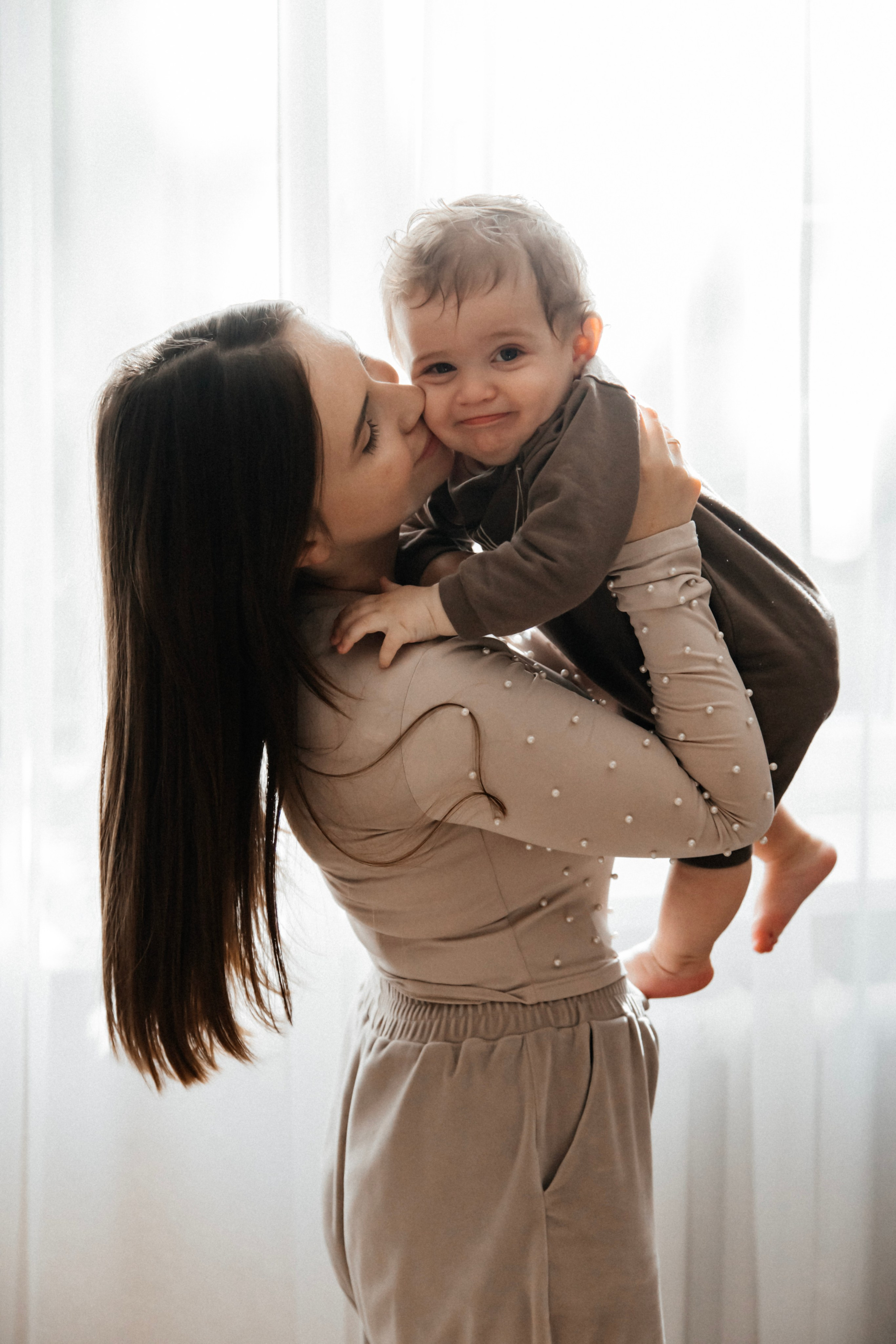 Семейная домашняя съемка. Семейный фотограф в Сочи, Лоо, Дагомысе, Вардане Кучумова Олеся