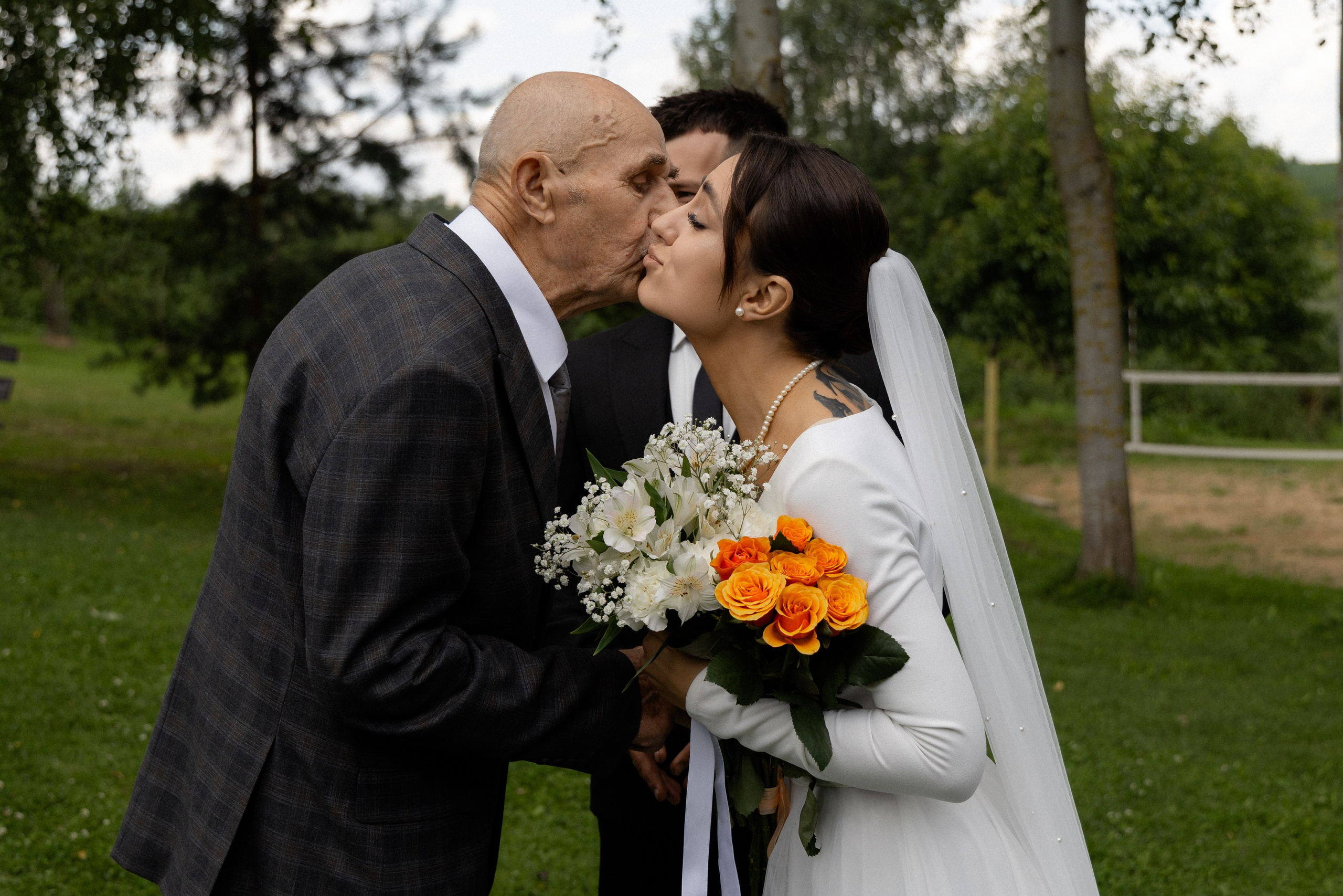 Свадебная фотосессия в агроусадьбе Лабодянка в Минске. Свадебный фотограф в Минске/Беларуси Сергей Спиридонов