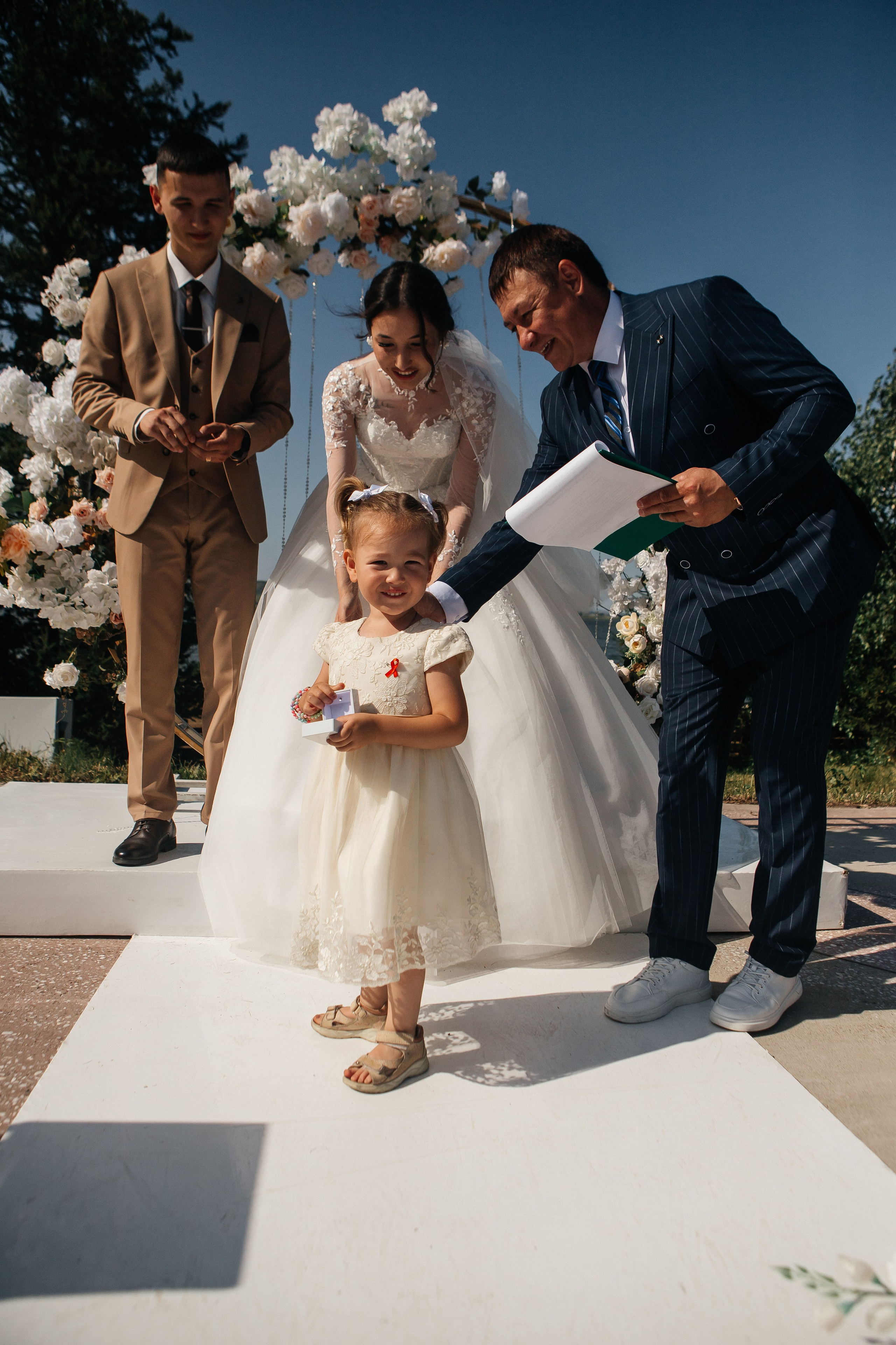 Свадьба в Динопарке. Свадебный фотограф Виктория Чуйко Магнитогорск. Визуал для бизнеса