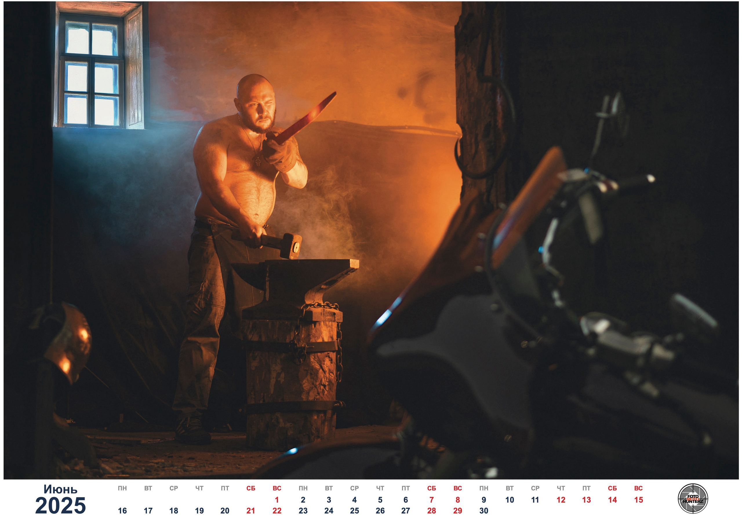 Календарь Mens Only 2025 от FMHZ. FotoMotoHunterZ — фотографии мотоциклистов на улицах города