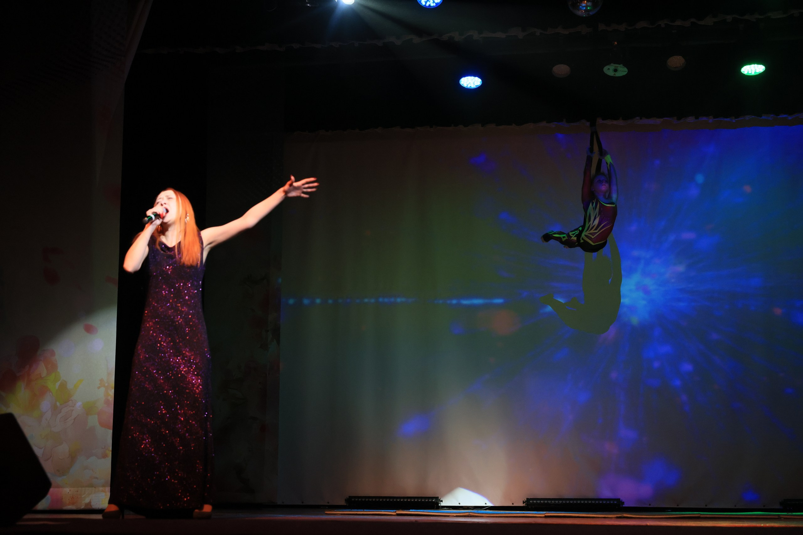 Концерт к 8 Марта в ДК «Металлург» г. Тула. Фотограф в Туле Крупский АнДРей. Фотостудия «КАДР71» в Туле