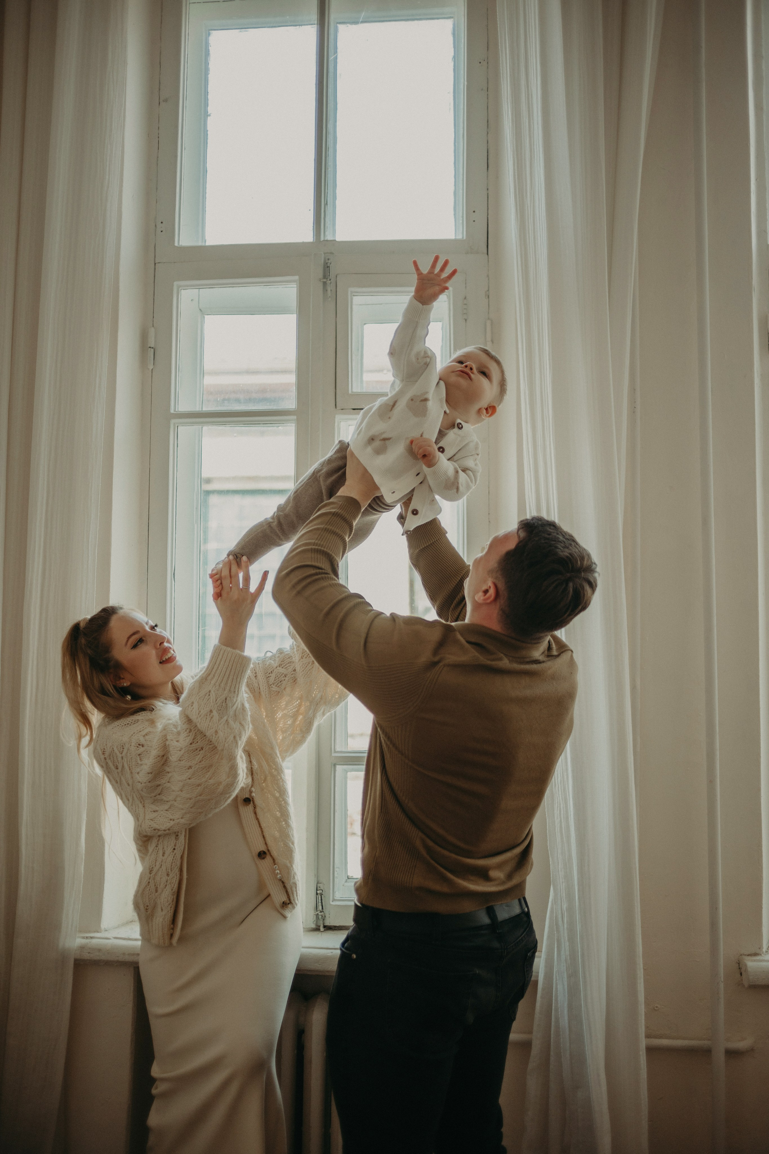 Годик с родными. Фотограф в Краснодаре Евгения Михаевич