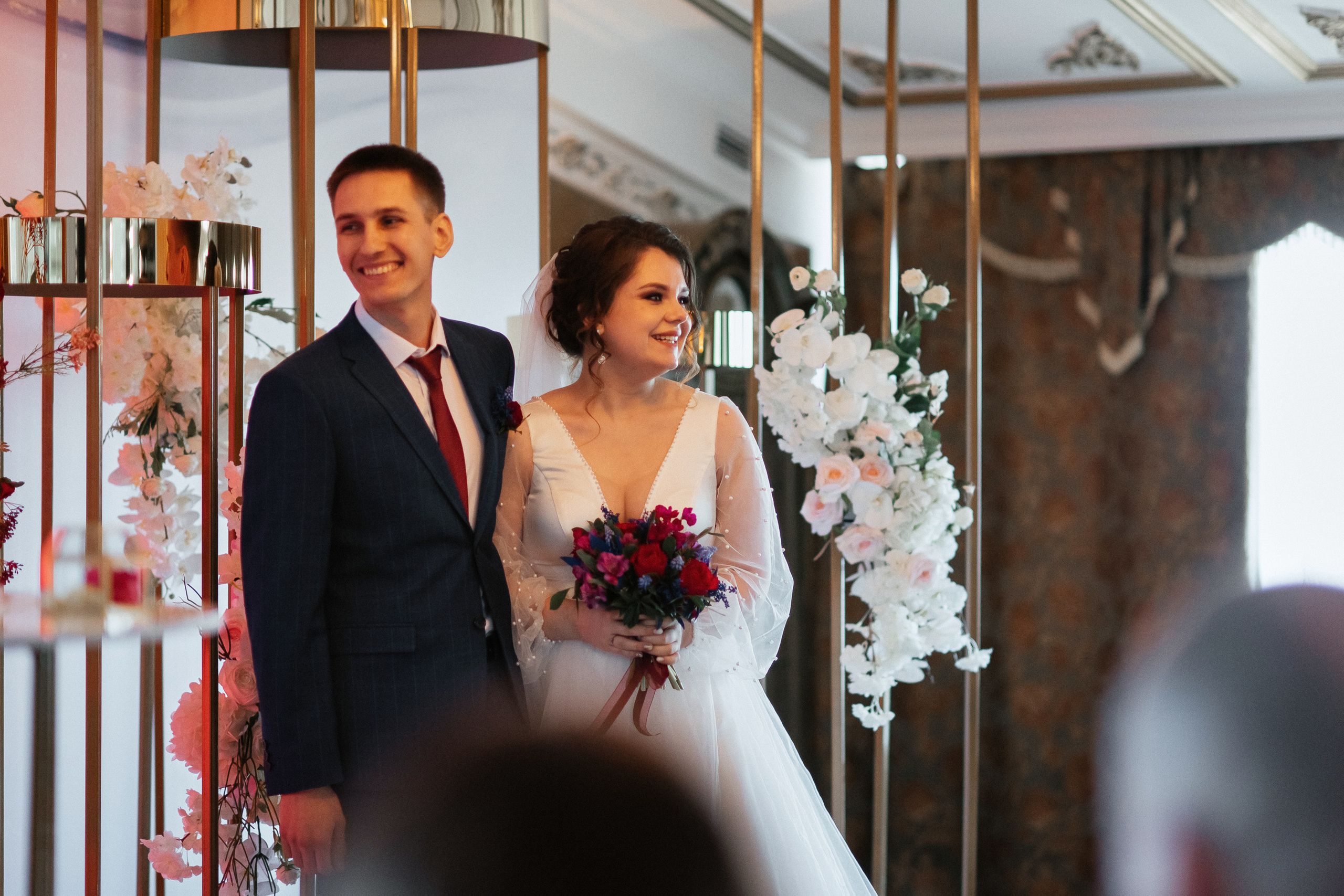 Андрей и Анастасия в «Париже». Фотограф Иркутск, Ангарск, Усолье-Сибирское. Выпускные альбомы