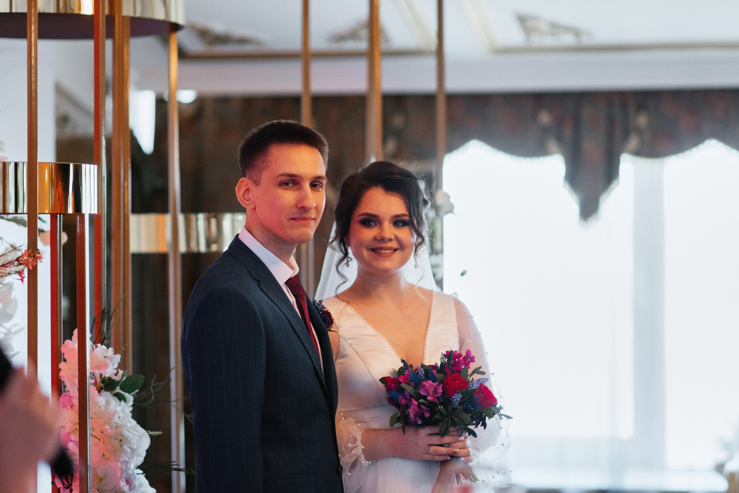 Андрей и Анастасия в «Париже». Фотограф Иркутск, Ангарск, Усолье-Сибирское. Выпускные альбомы