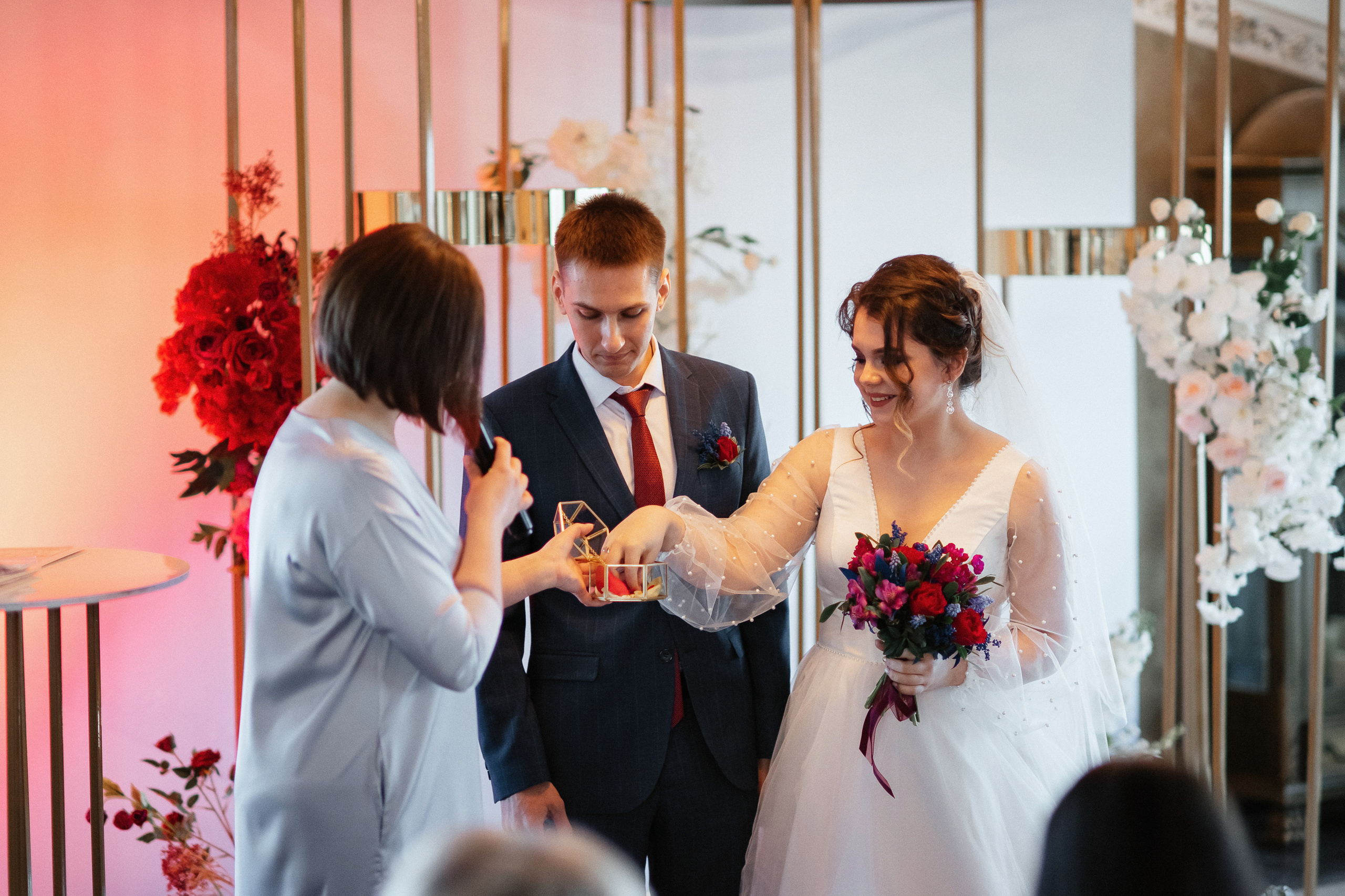 Андрей и Анастасия в «Париже». Фотограф Иркутск, Ангарск, Усолье-Сибирское. Выпускные альбомы