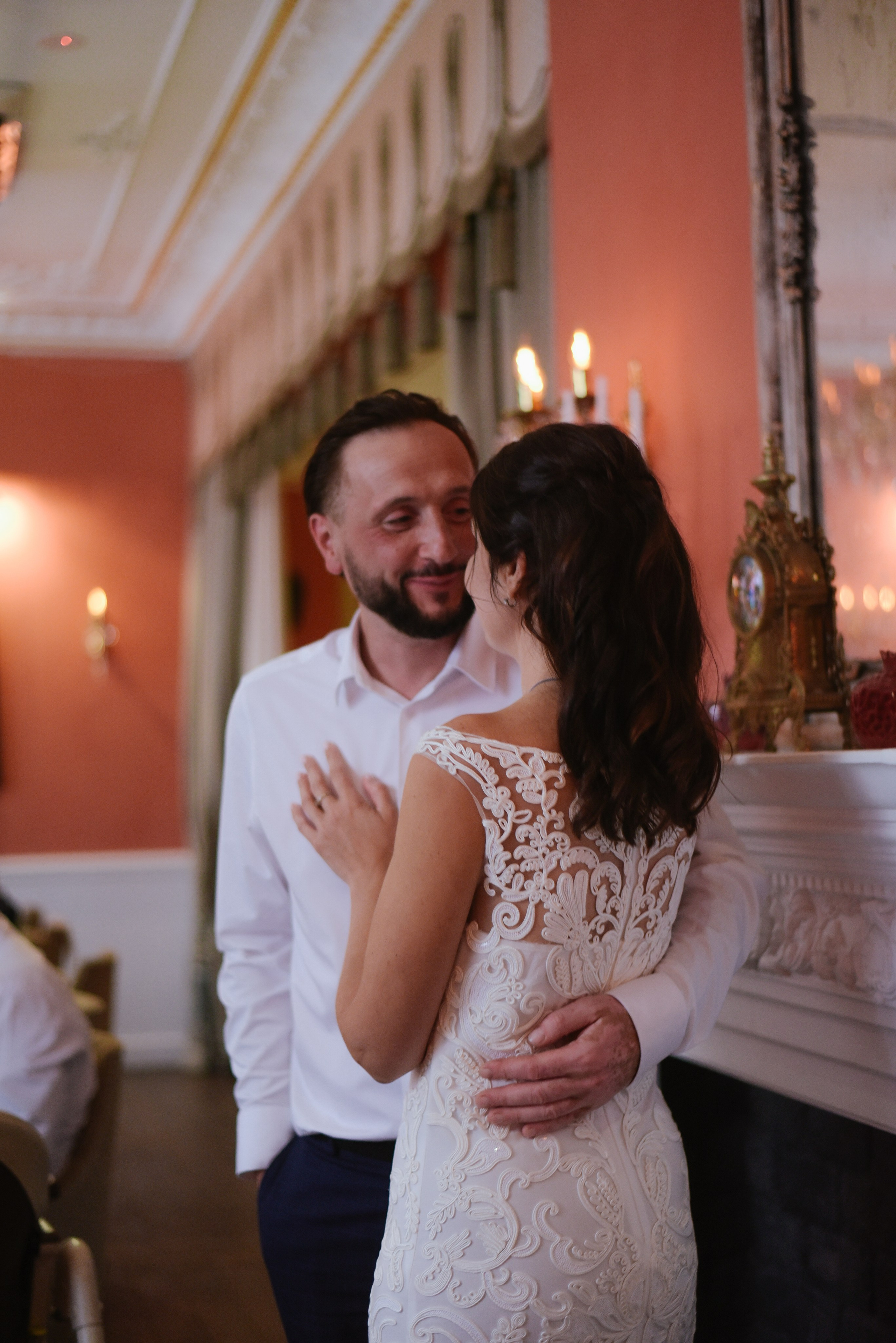 Венчание Храм Живоначальной Троицы на Воробьёвых горах. Фотограф Лола Волна, город Москва