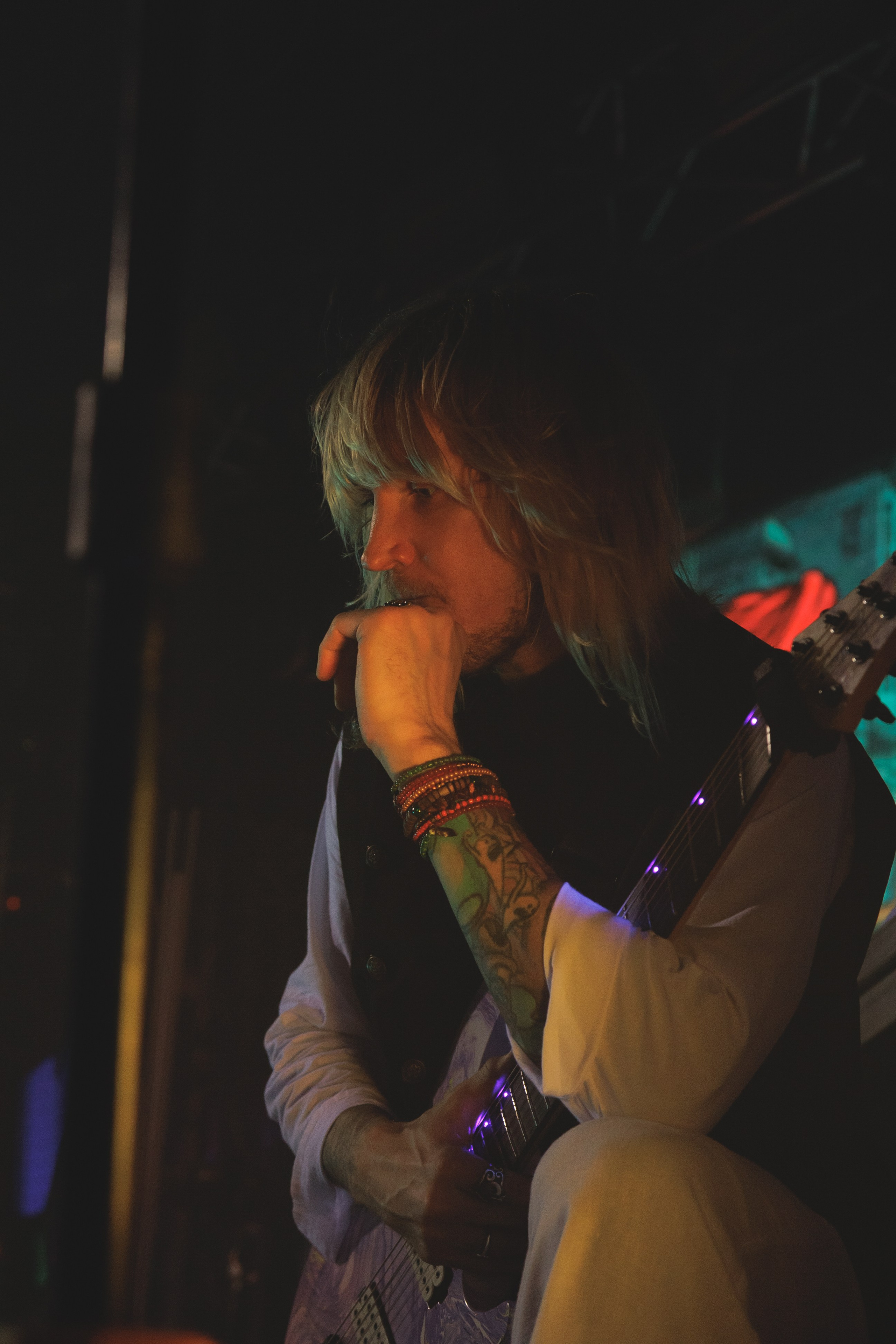 SQWOZ BAB. Ярославль. 2026. Фотограф Ярославль | Репортаж | Александр Мелюшин