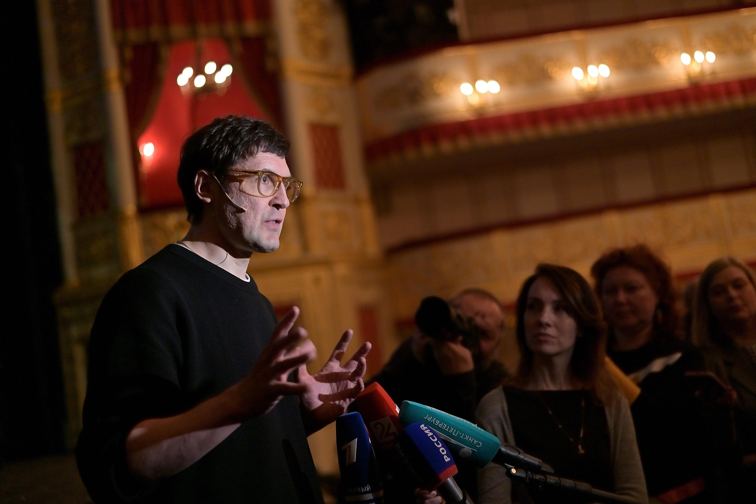 Пресс-конференция с художественным руководителем МХТ Константином Хабе. Событийный фотограф в Санкт — Петербурге Elena Ushakova