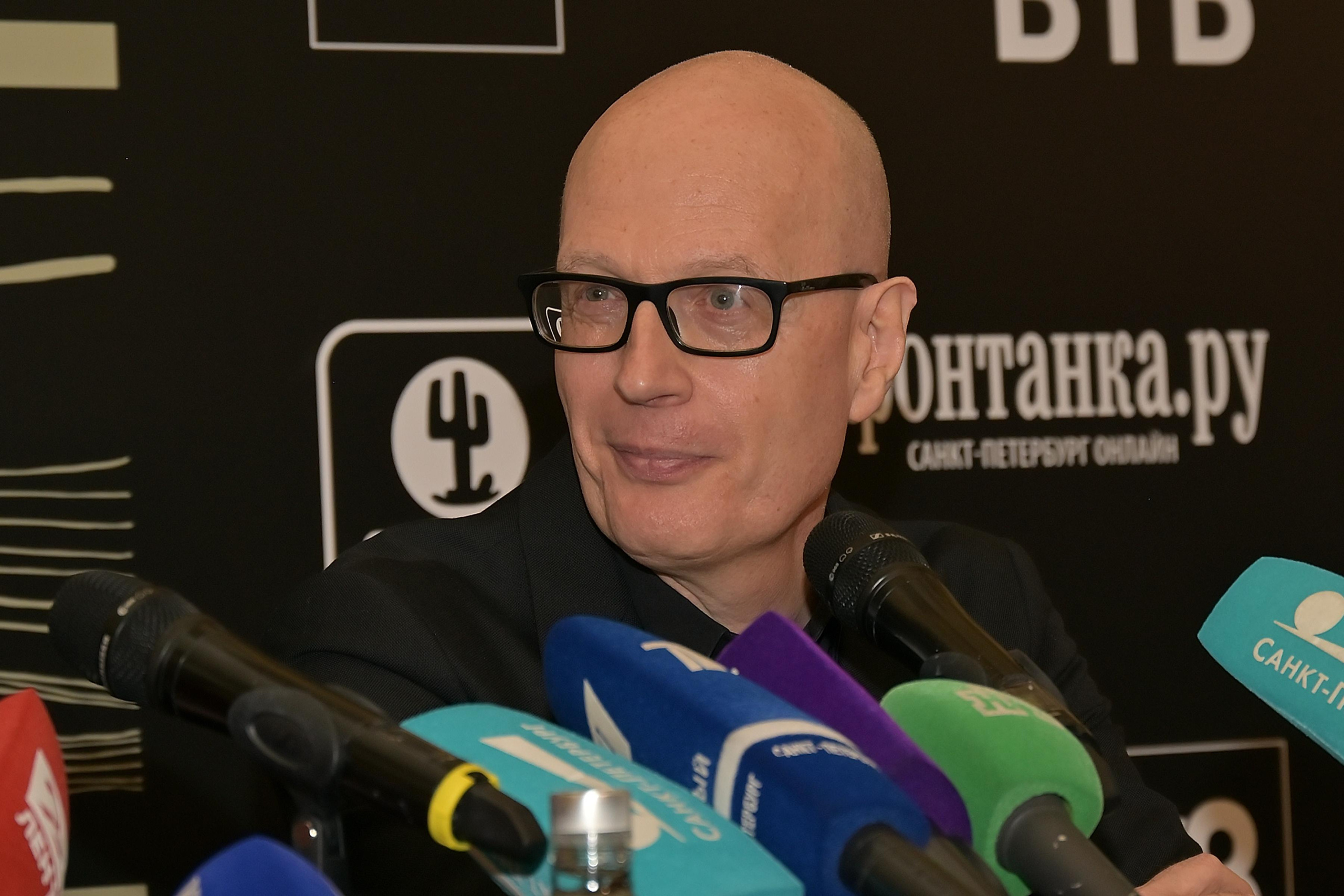 Пресс-конференция с художественным руководителем МХТ Константином Хабе. Событийный фотограф в Санкт — Петербурге Elena Ushakova