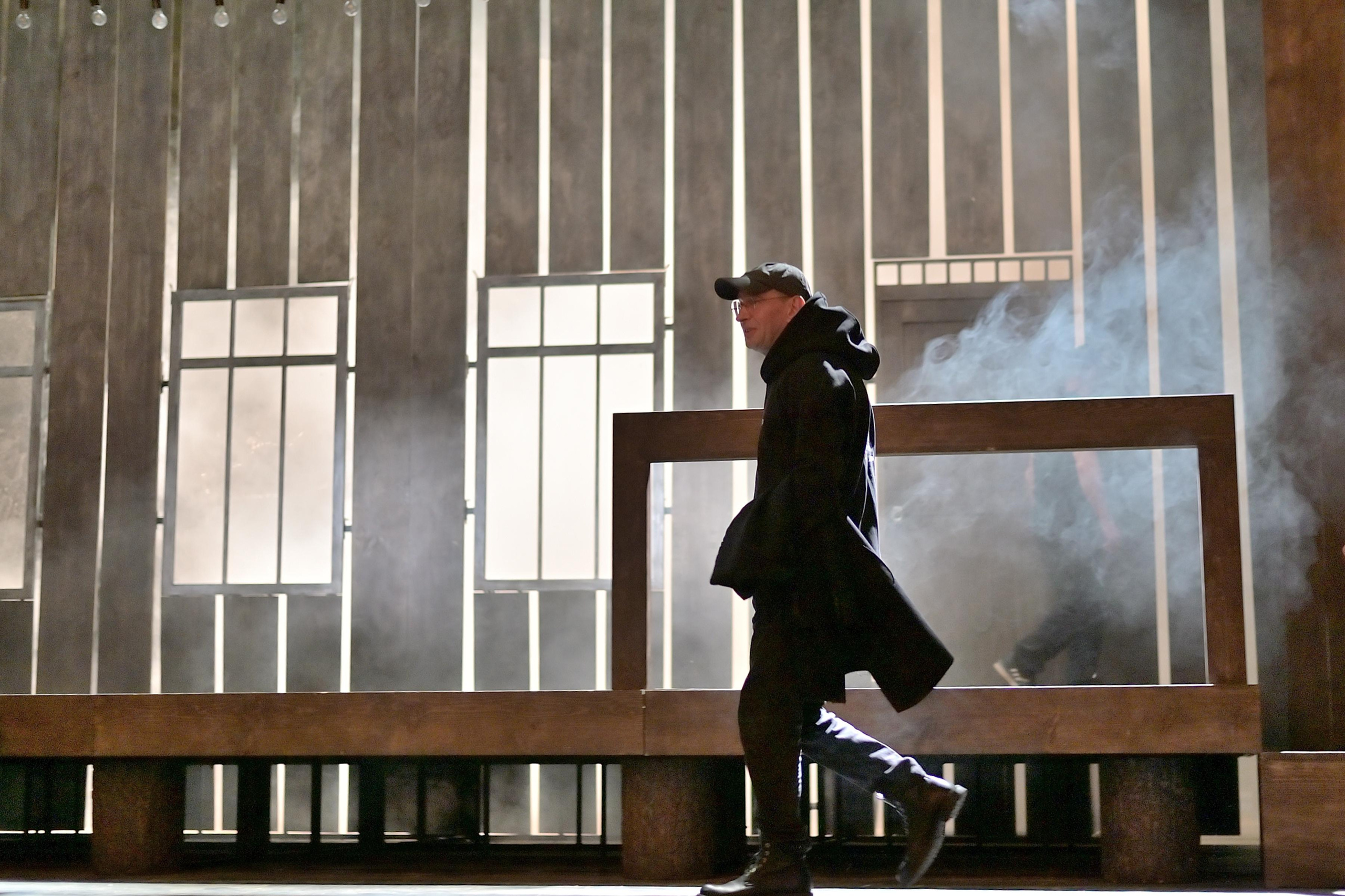 Пресс-конференция с художественным руководителем МХТ Константином Хабе. Событийный фотограф в Санкт — Петербурге Elena Ushakova