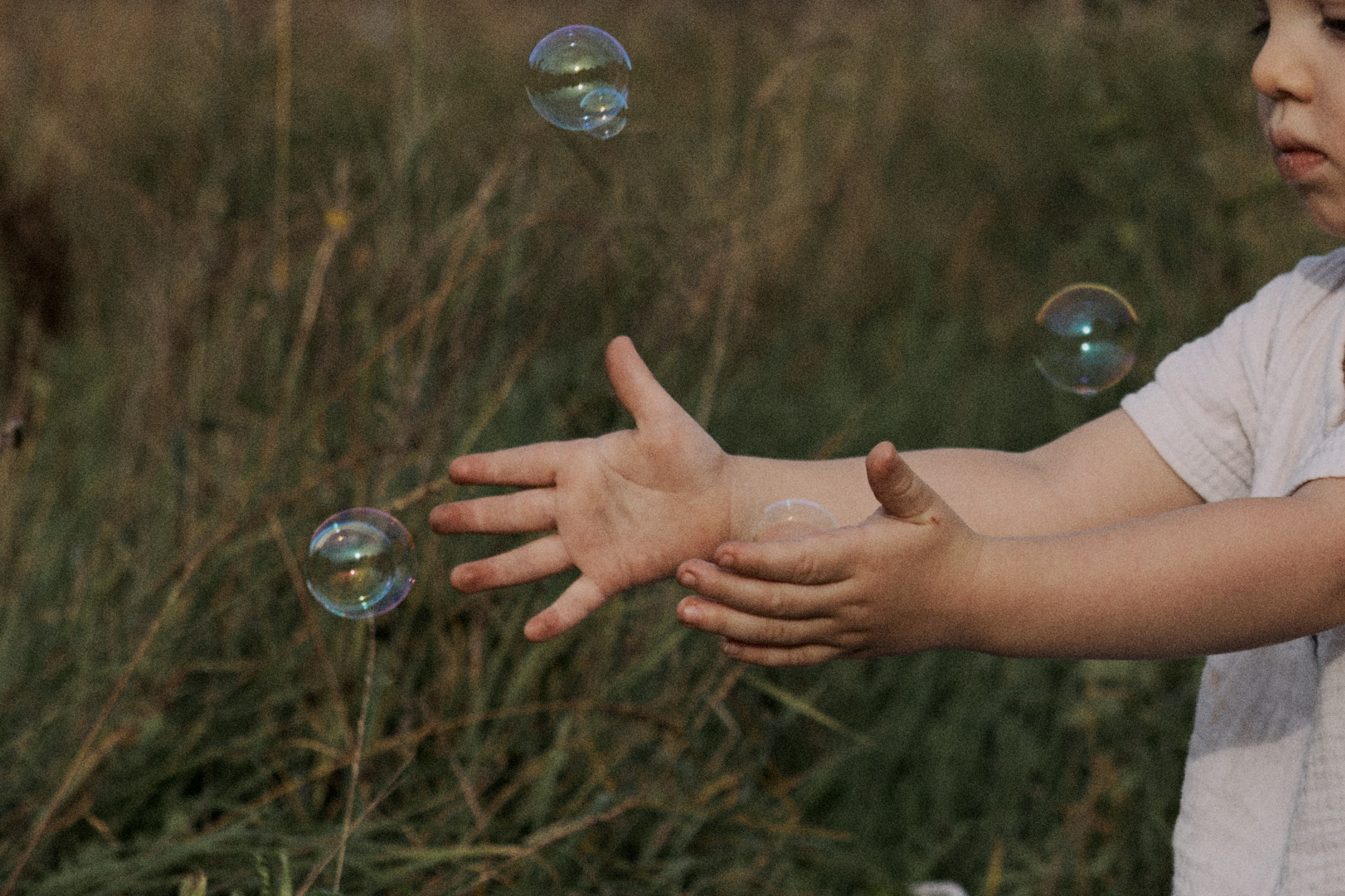 Dasha and the boys. Portrait, family and pet photographer in Cyprus, Ksenia Bourdelle