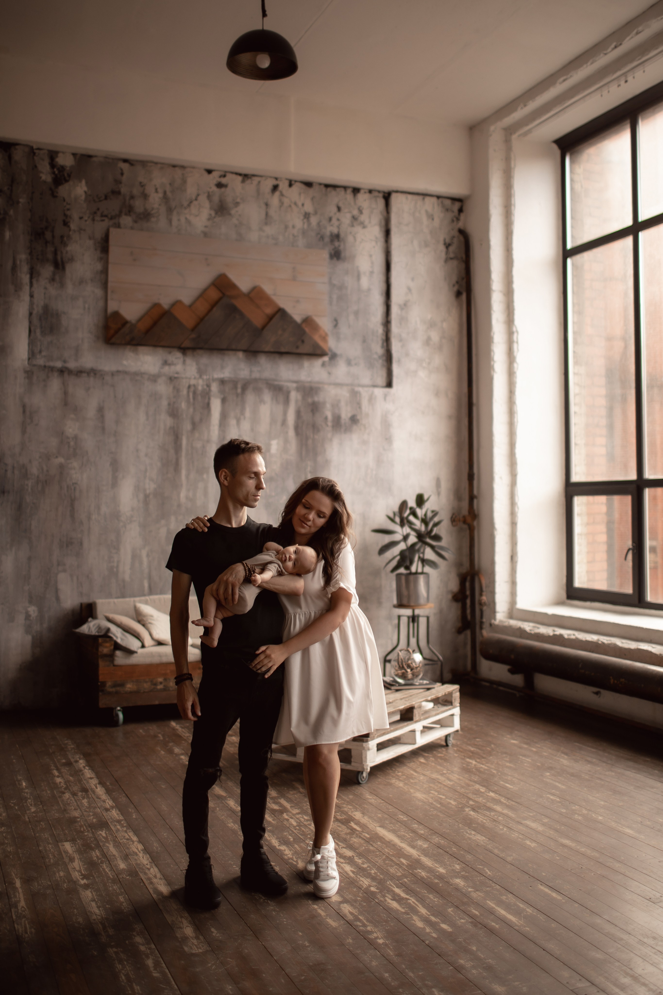 Валерия и Геннадий с крошкой. Семейный фотограф в Москве