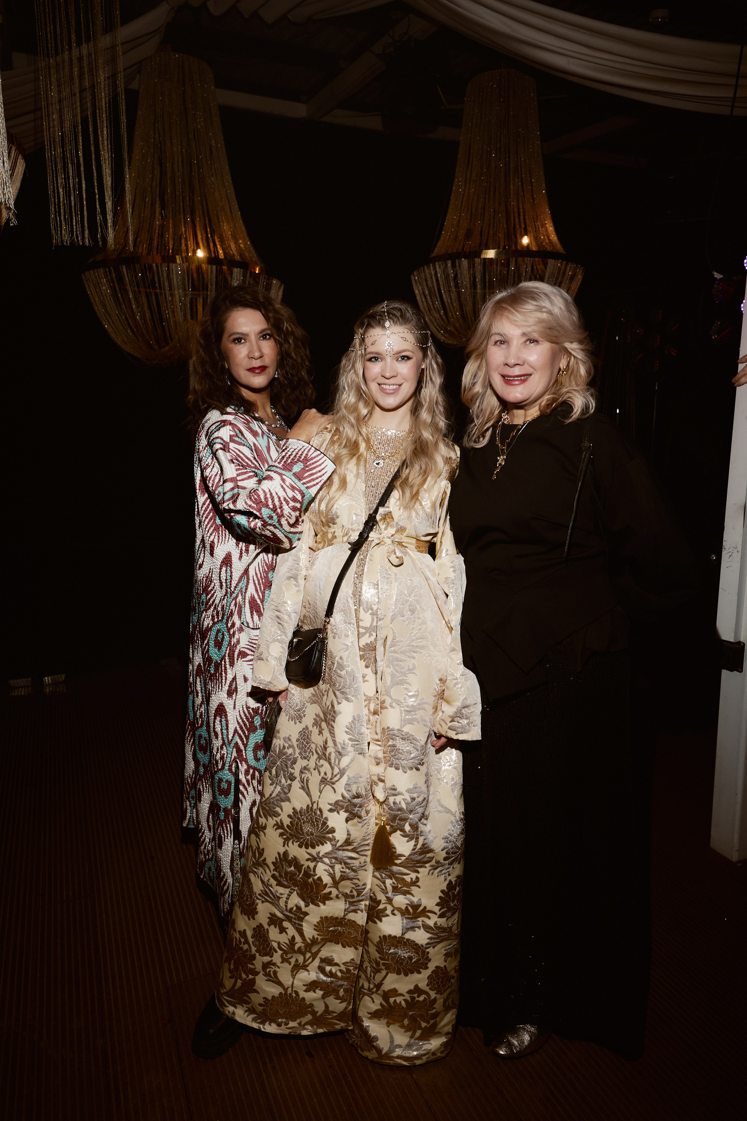 ILLEGAL FRIENDS — MIRAGE [PART III]. СВОИ. ФОТООТЧЕТЫ-СОБЫТИЯ-МЕСТА