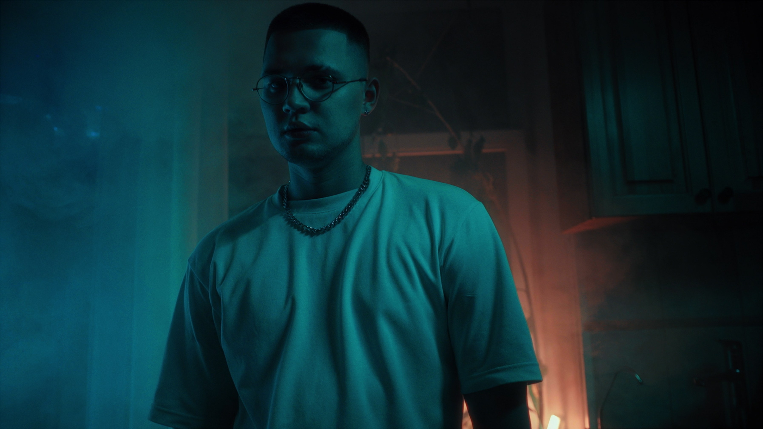 СARAPACEE «НЕ БУДУ СКУЧАТЬ» — music video. DANILA KOMKIN — Colorist