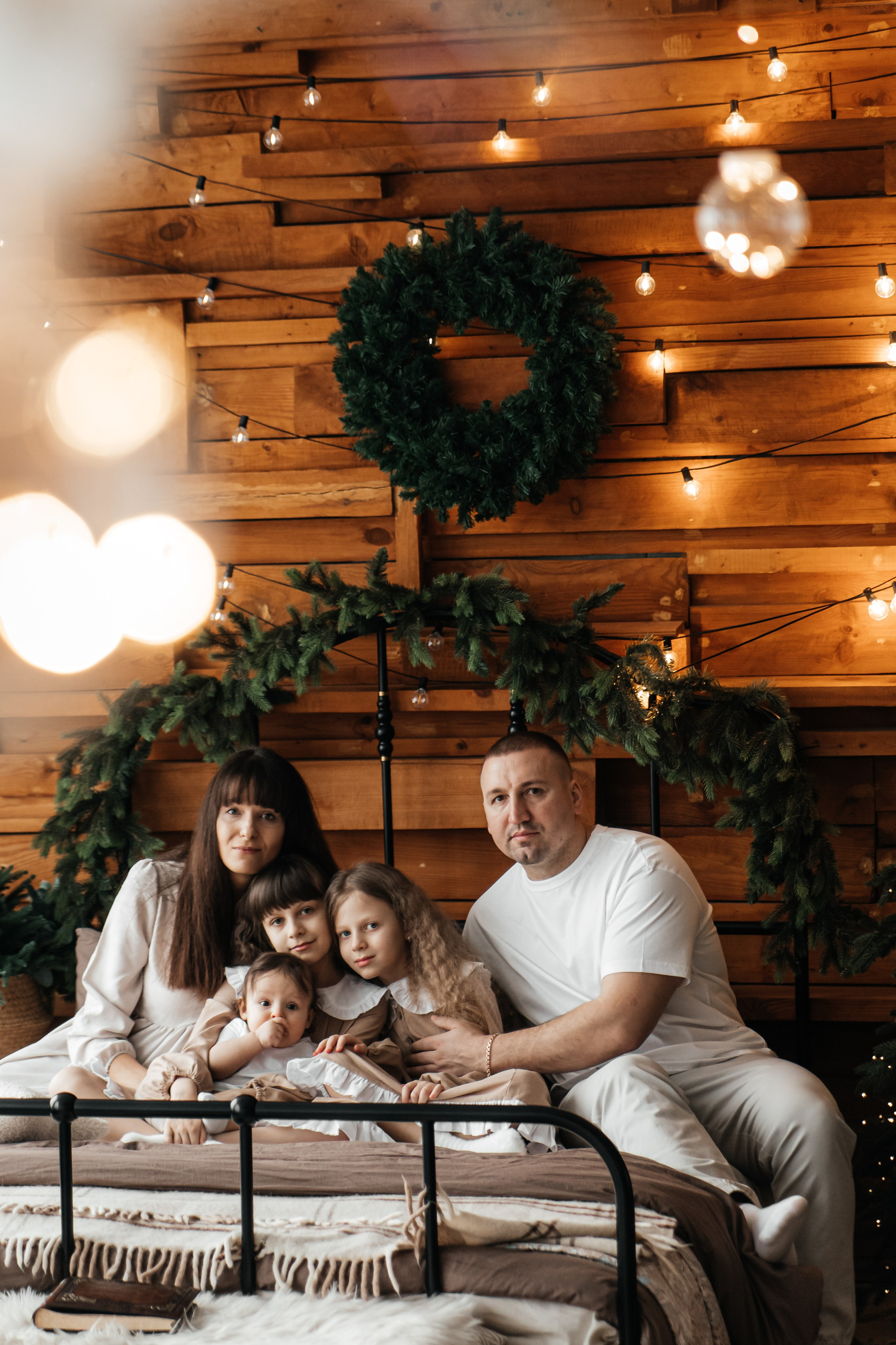 Семья Рудченко. Новогодняя фотосъёмка в студии. Семейный фотограф в Калуге Ирина Ушакова. Фотограф на роды