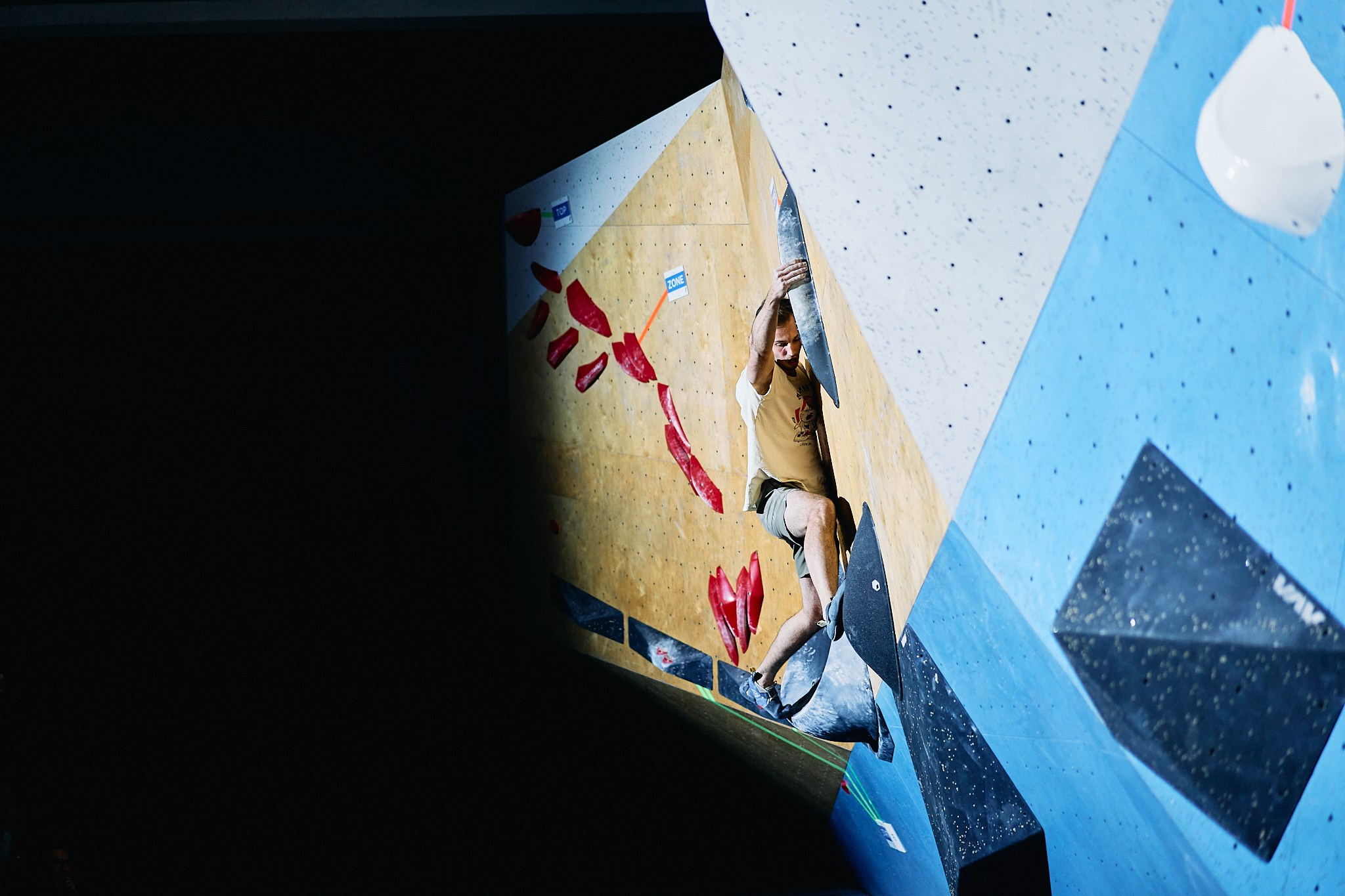 Bouldering Competition (Vertical, Vilnius). Photographer in Vilnius