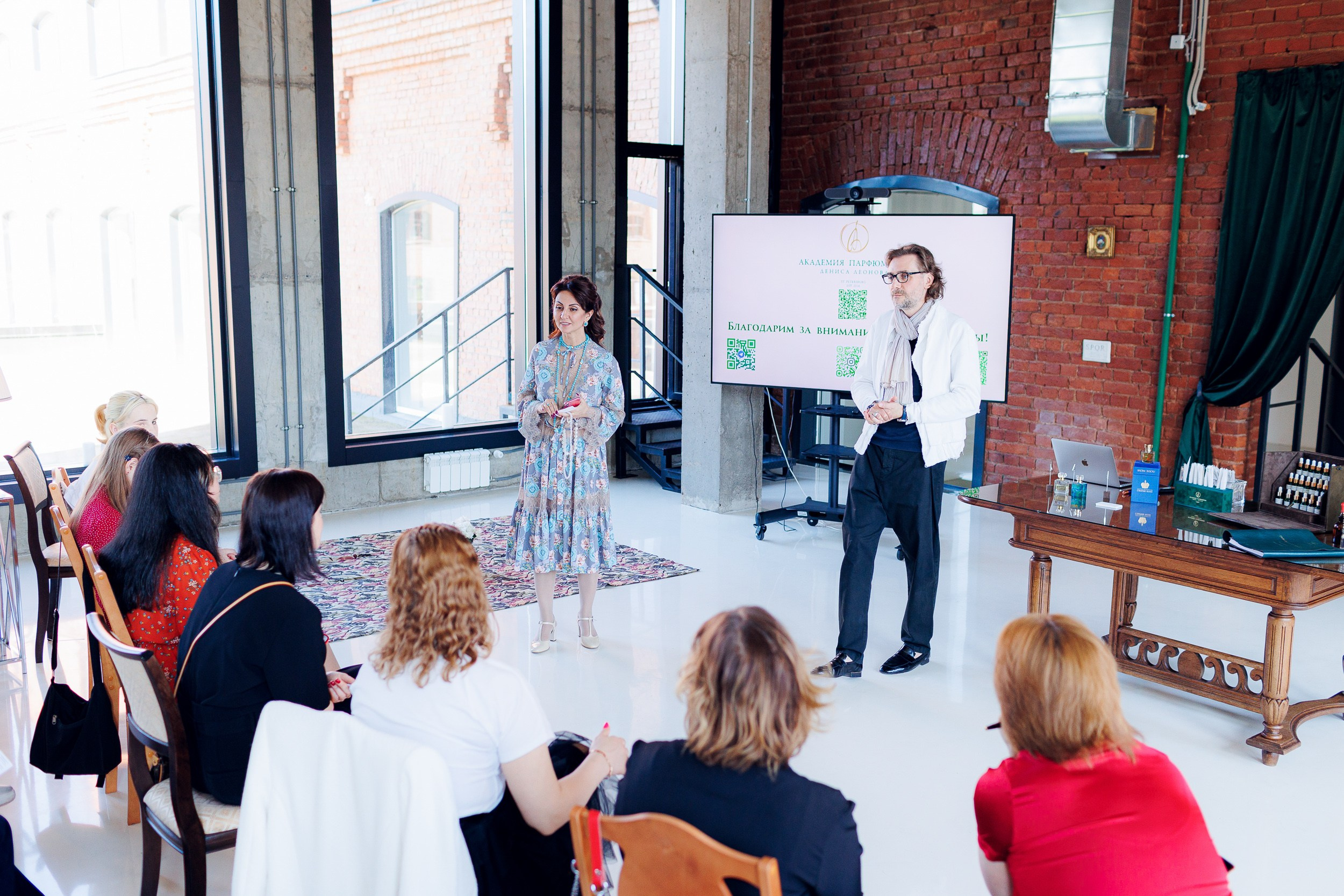 Мастер-класс в Академии парфюмерии Дениса Леонова. Алексей Соколов. Фотограф. Санкт-Петербург