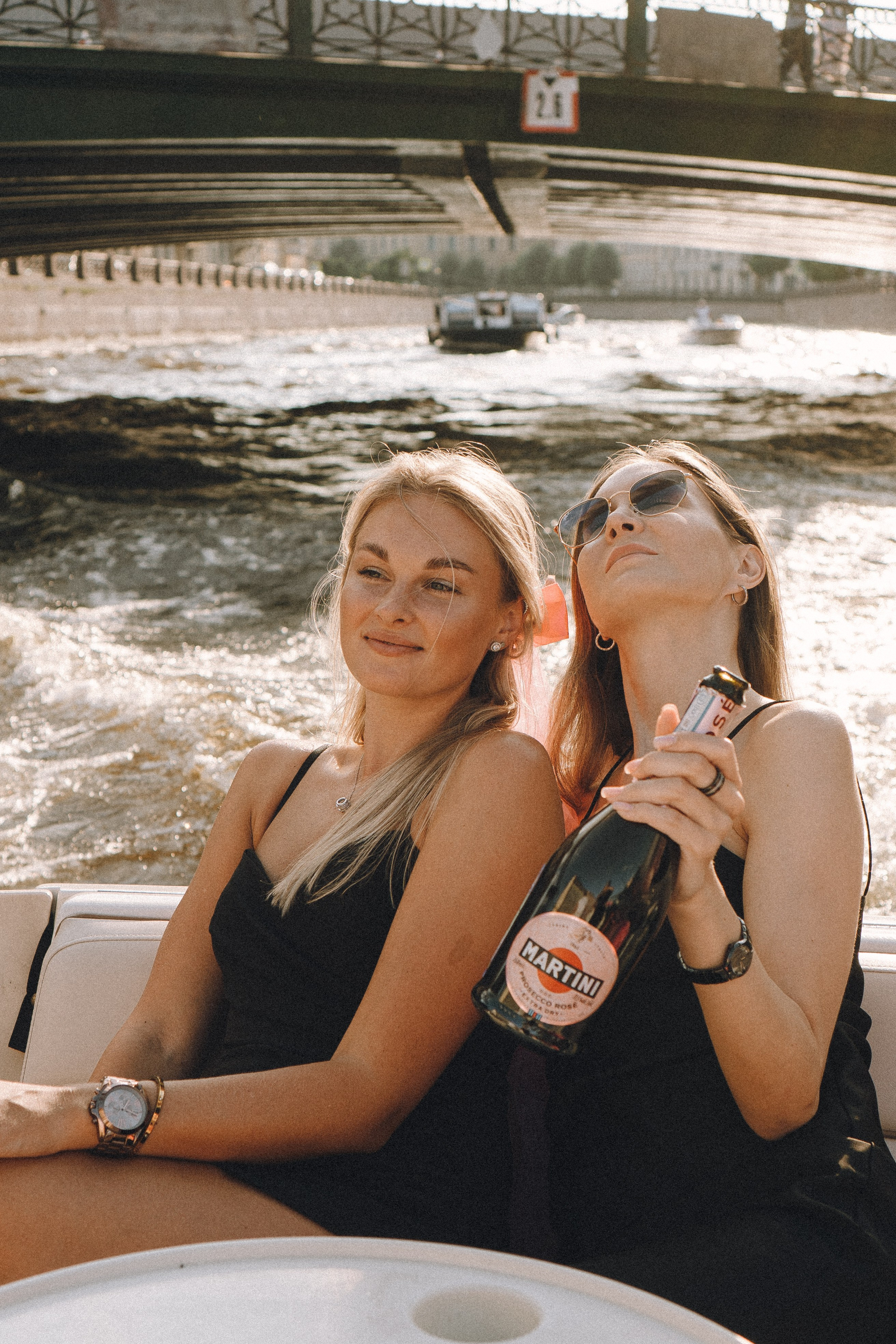 ДЕВИЧНИК НА КАТЕРЕ. Профессиональный фотограф, Санкт-Петербург — Виктория Богомолова