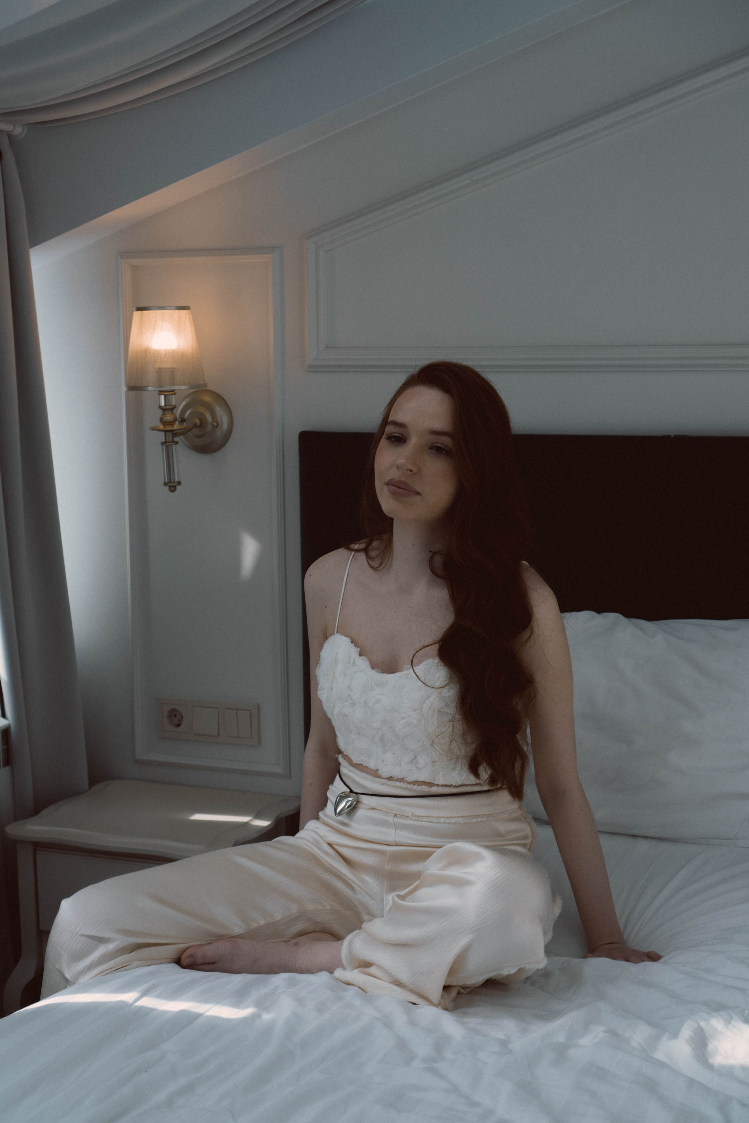 СВАДЕБНАЯ СЬЕМКА В ОТЕЛЕ. СБОРЫ ЖЕНИХА И НЕВЕСТЫ И ТАКЖЕ ТОР И ПОДГОТОВКА К ПРОГУЛКЕ. Профессиональный фотограф, Санкт-Петербург — Виктория Богомолова