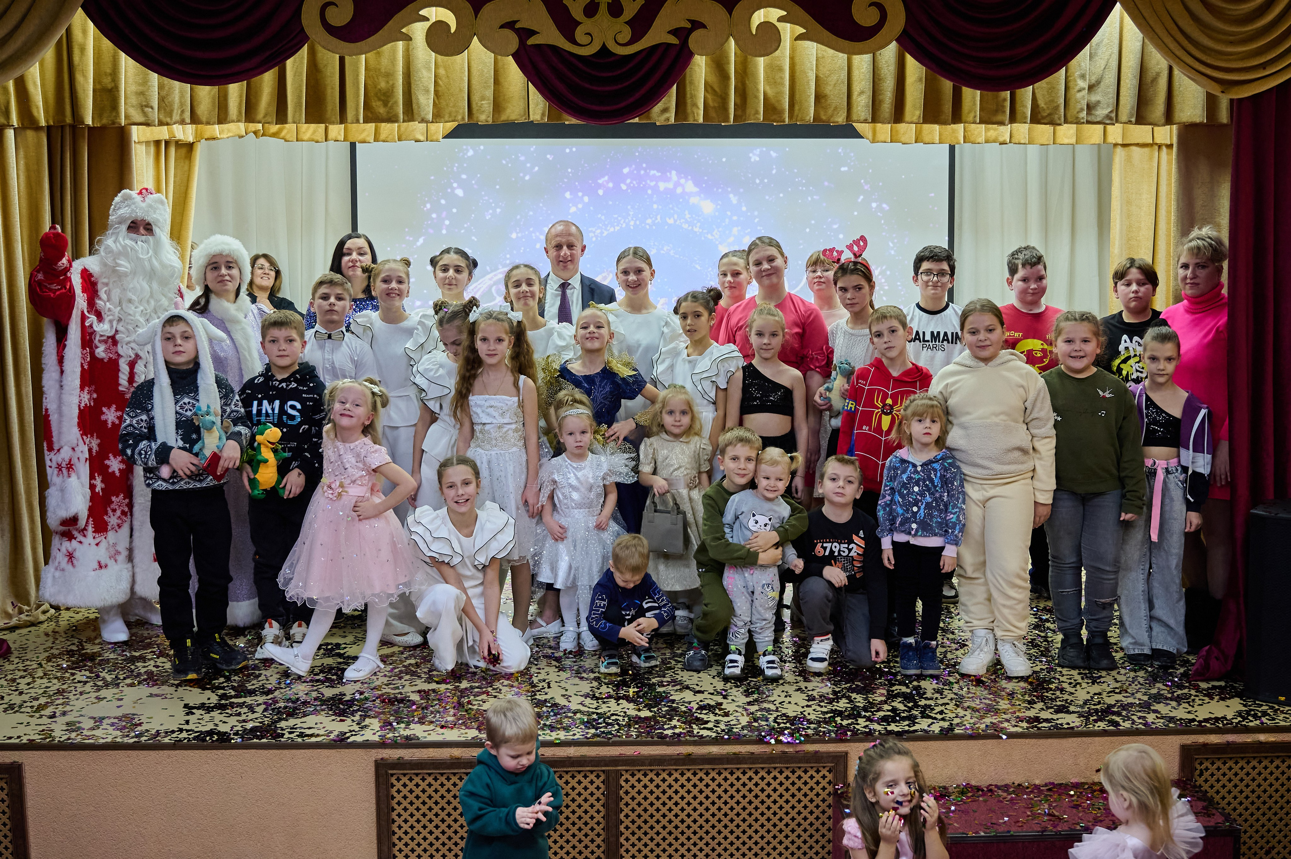 Концерт в ДК с. Виноградное. Жизнь курорта Кабардинка в фотографиях