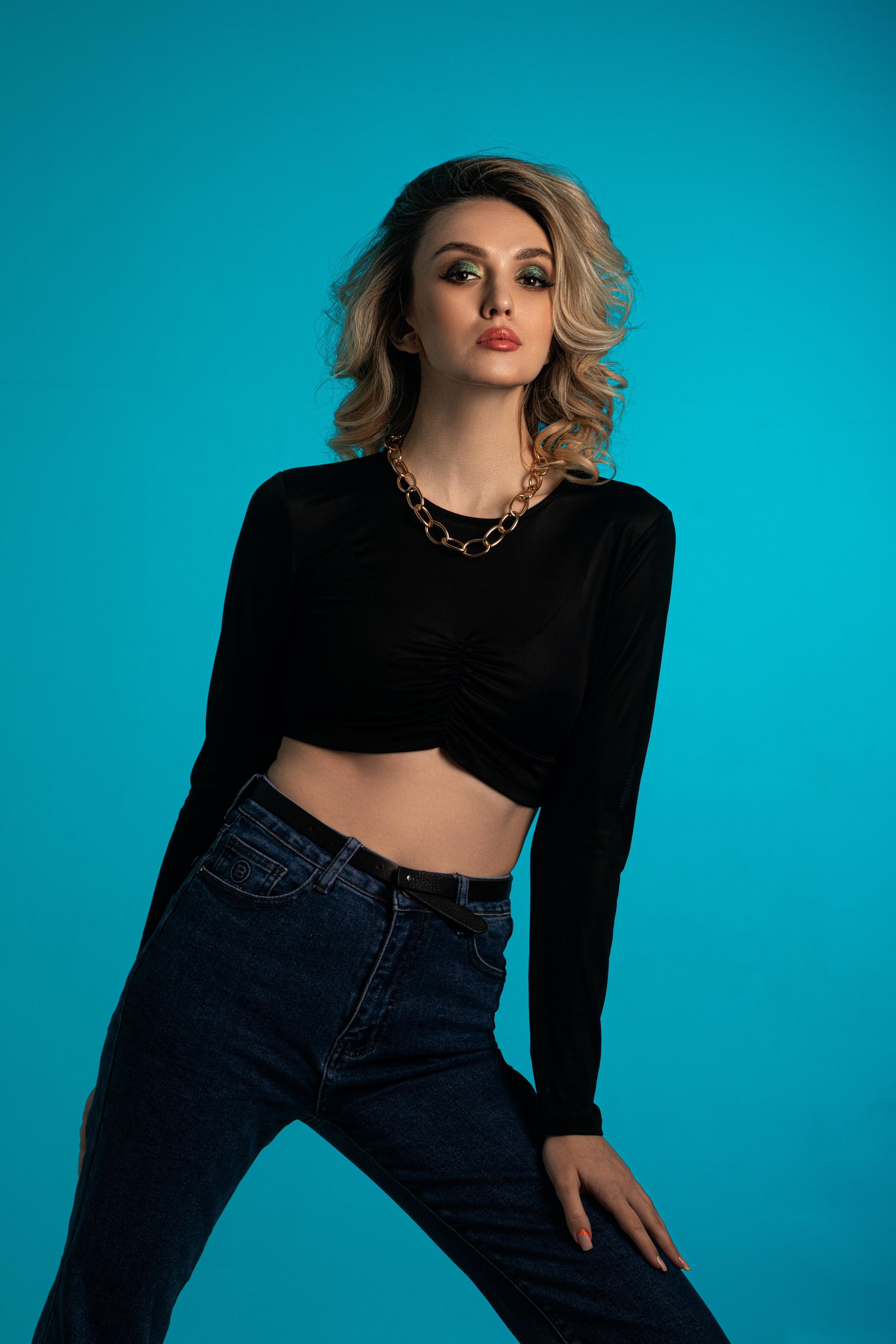 Фотосет с Евгенией в студии на циклораме в формате для «себя»