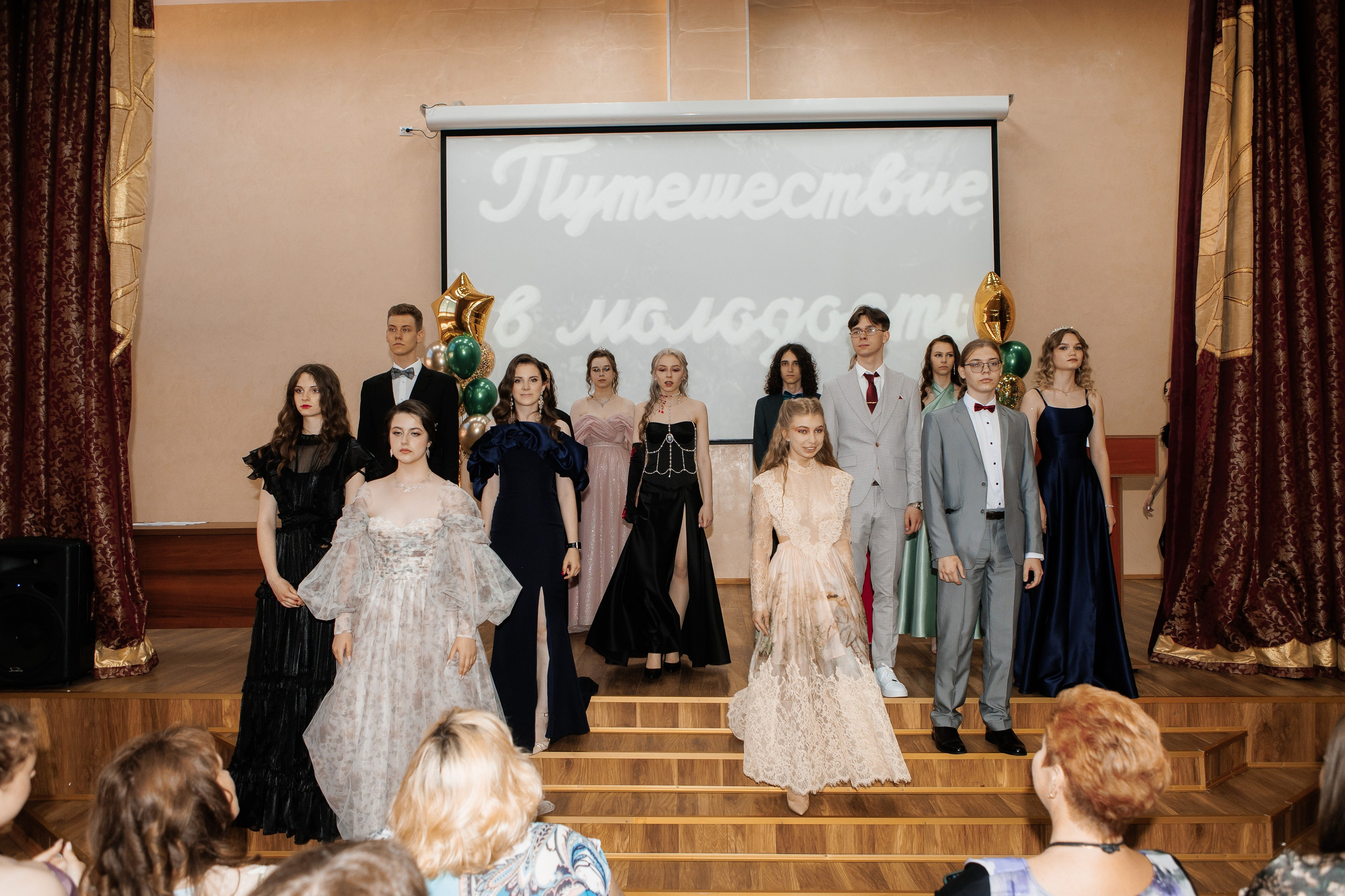 Выпускной Гимназия 12 2024 г. Свадебный и портретный Фотограф в Липецке Дмитрий Котюков