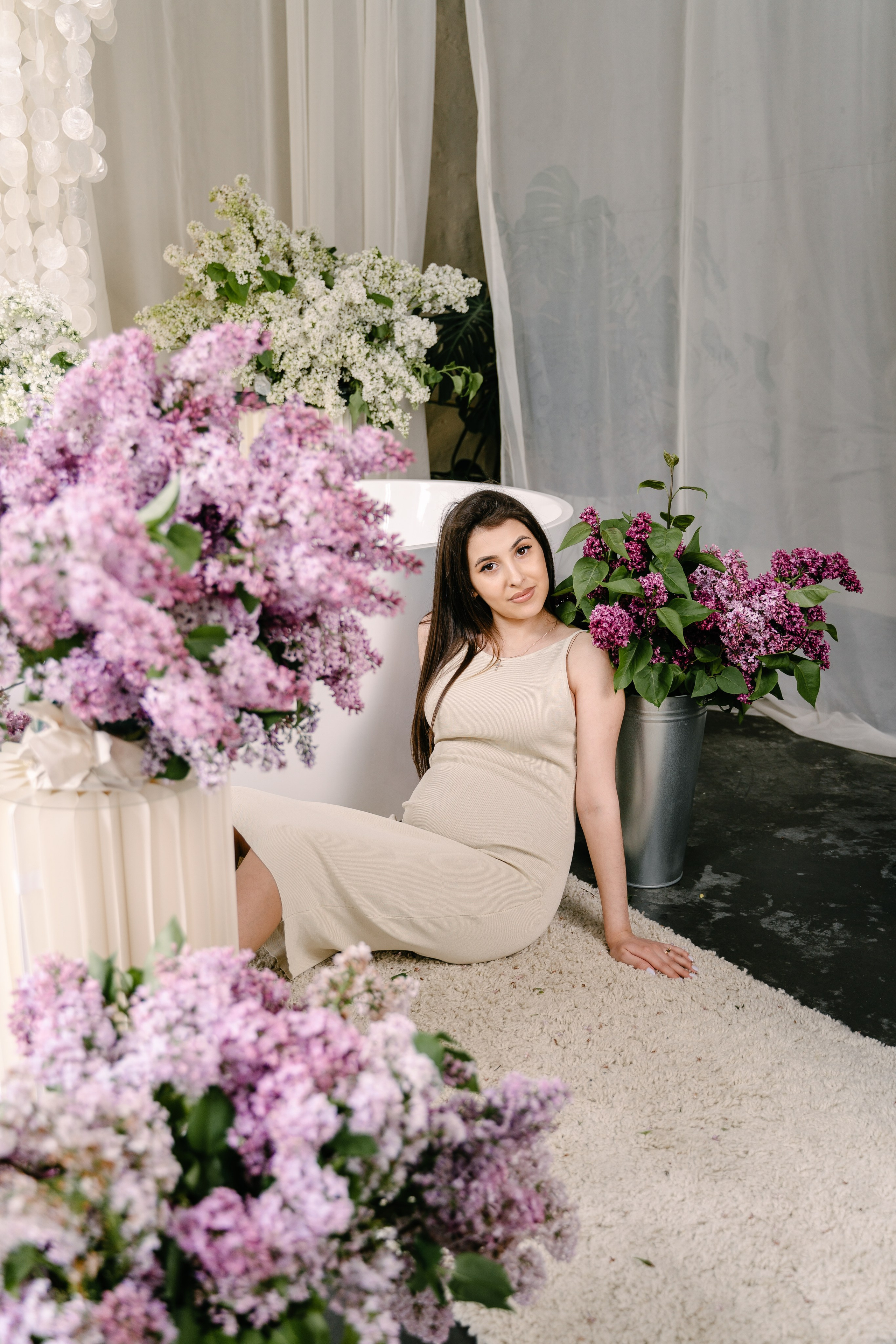 Диана в ожидании сирень. Свадебный фотограф Юлия Копылова