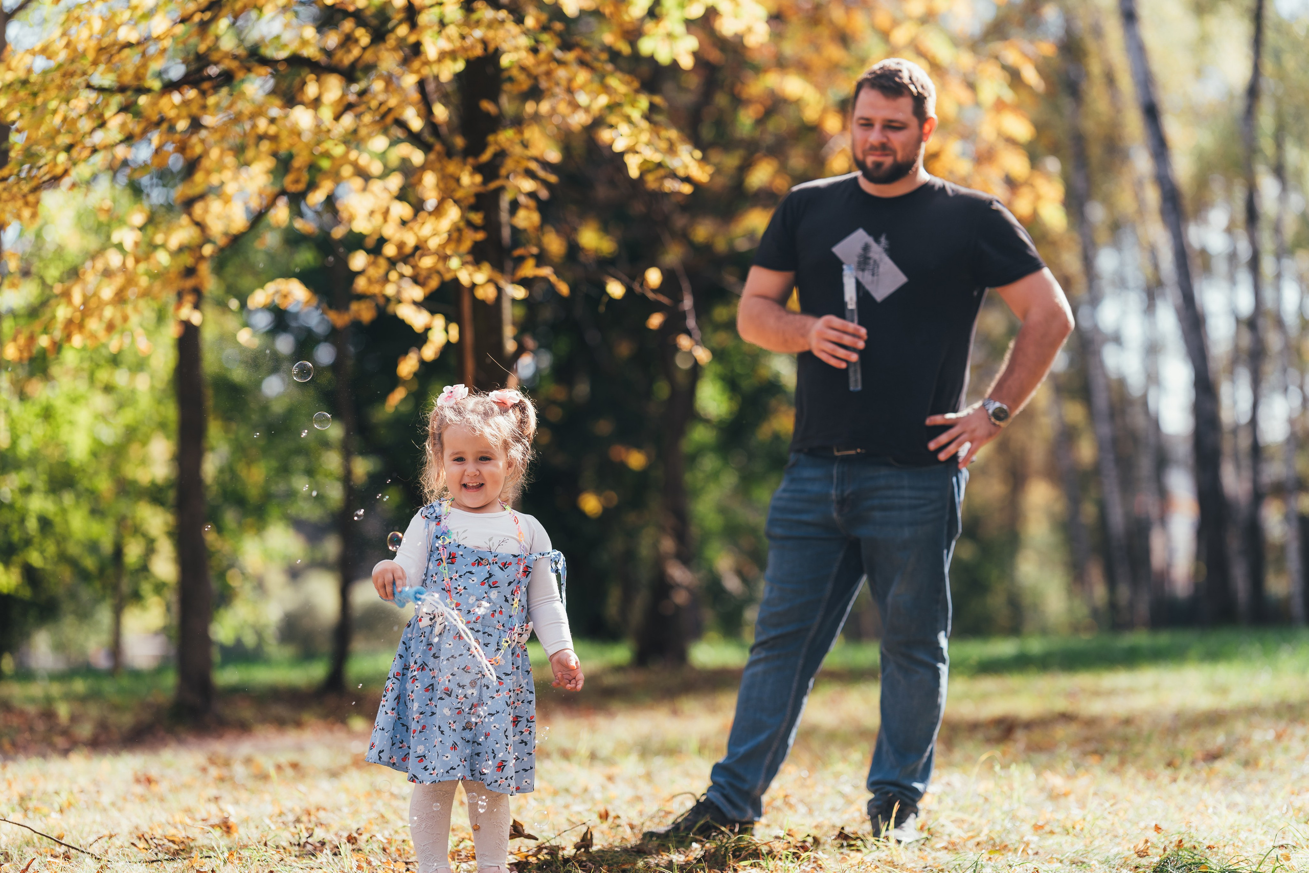 Денис с дочкой, Балашиха, парк Пехорка. Наталья Дукалова фотограф Щелково Королев Пушкино Москва Балашиха
