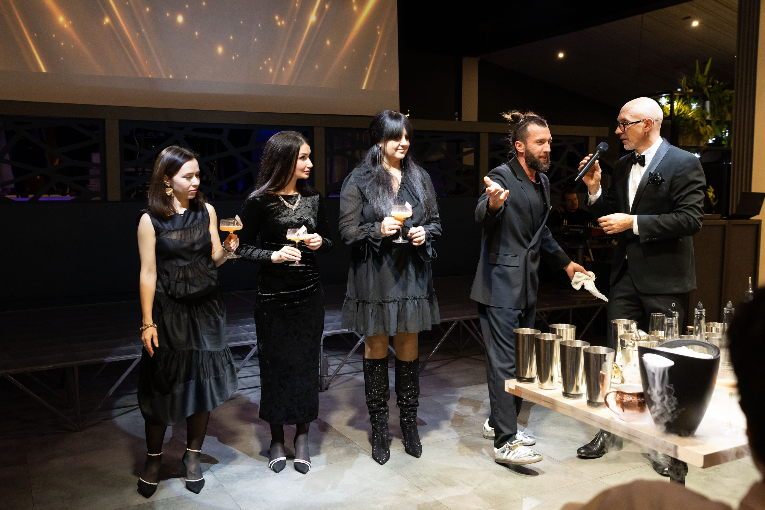 Корпоратив ресторан Времена года Москва. Семейный и детский фотограф Анна Петракова