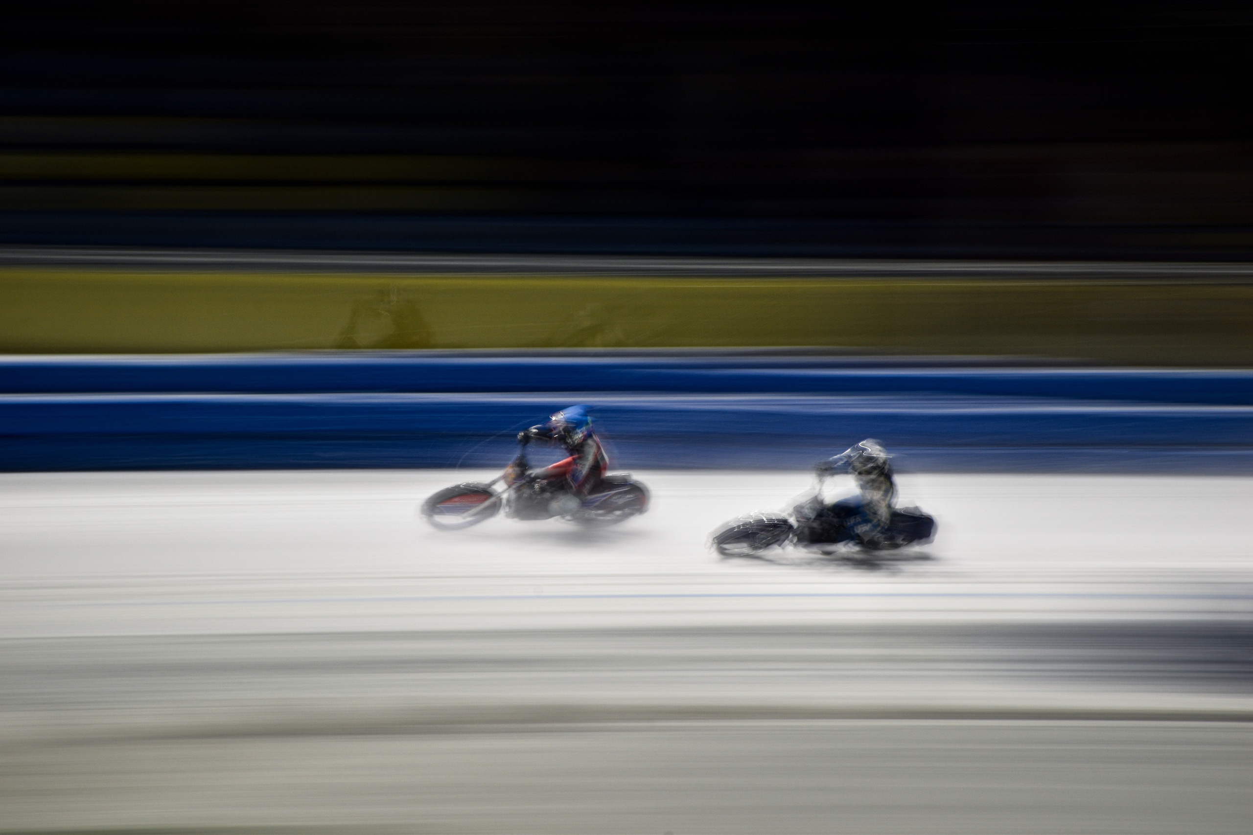 Ледовый спидвей 2025. Голосов Дмитрий — автоспортивный фотограф