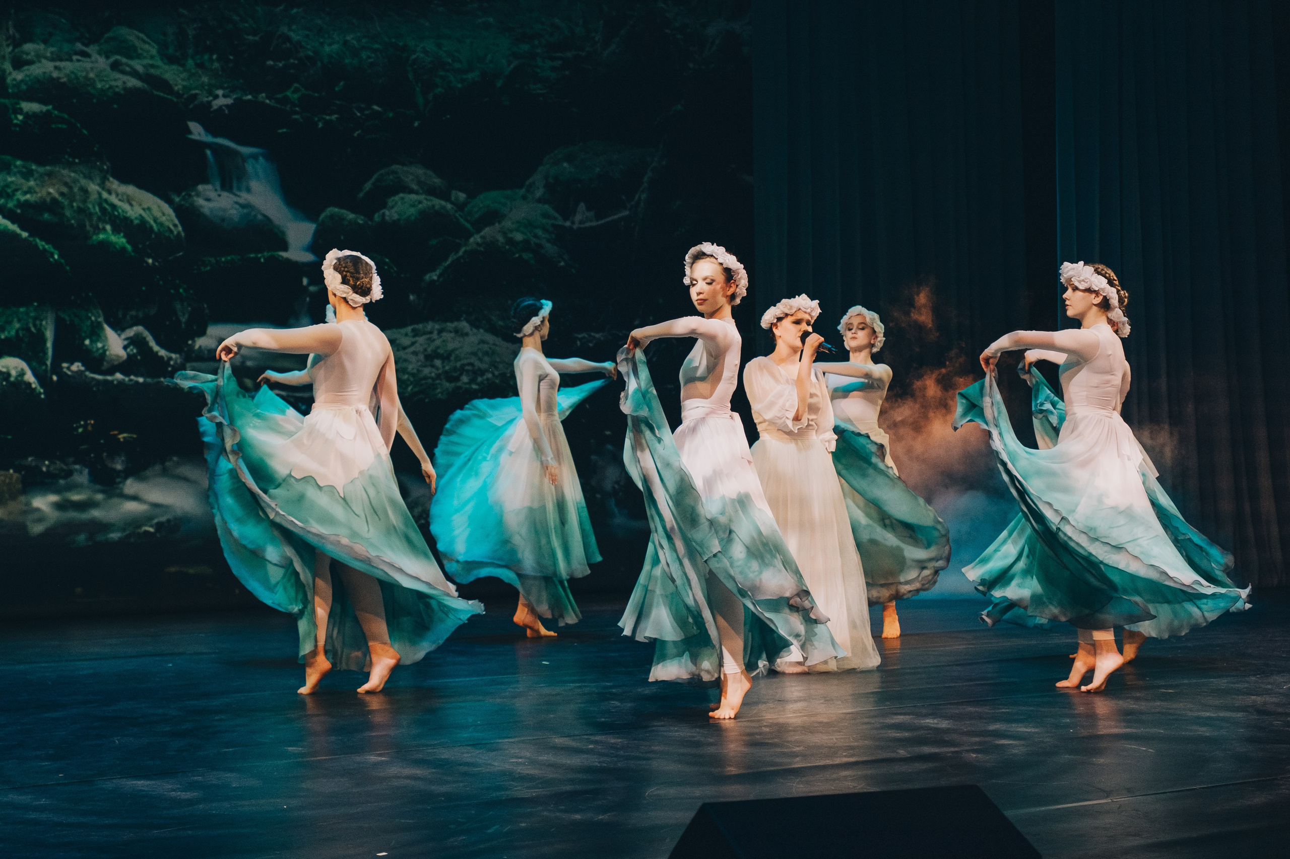 Танцевальный концерт. Фотограф в Иркутске Анна Мирошникова