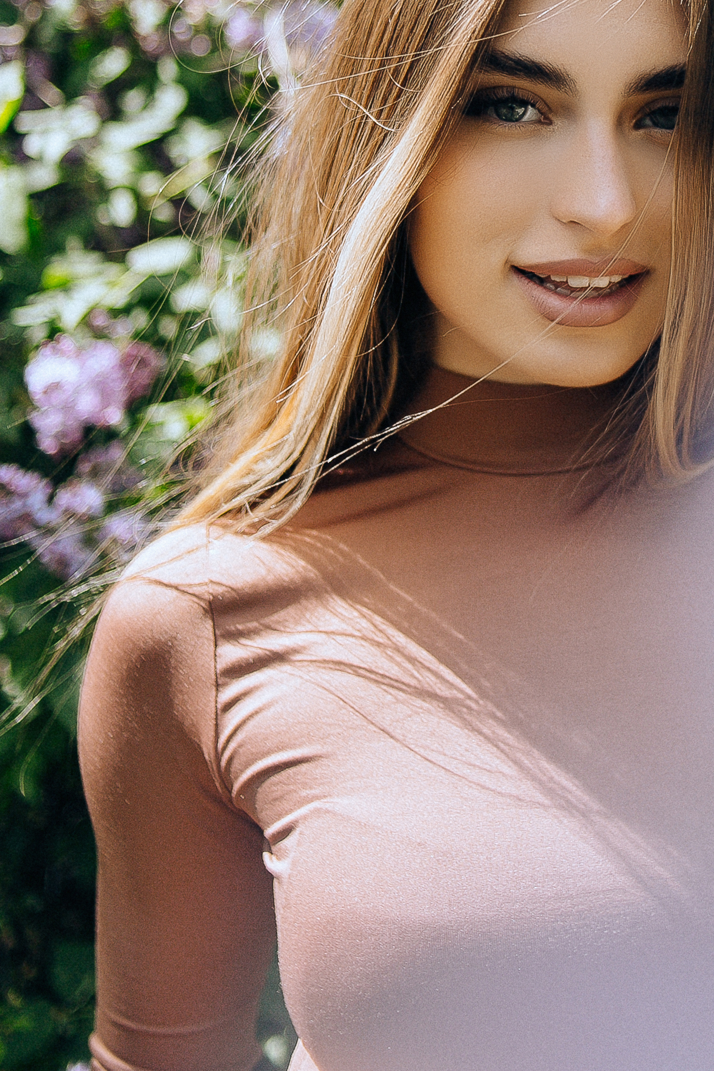 Весенняя фотосессия в садах, Выпускные альбомы Димитровград. Фотограф Носова Марина