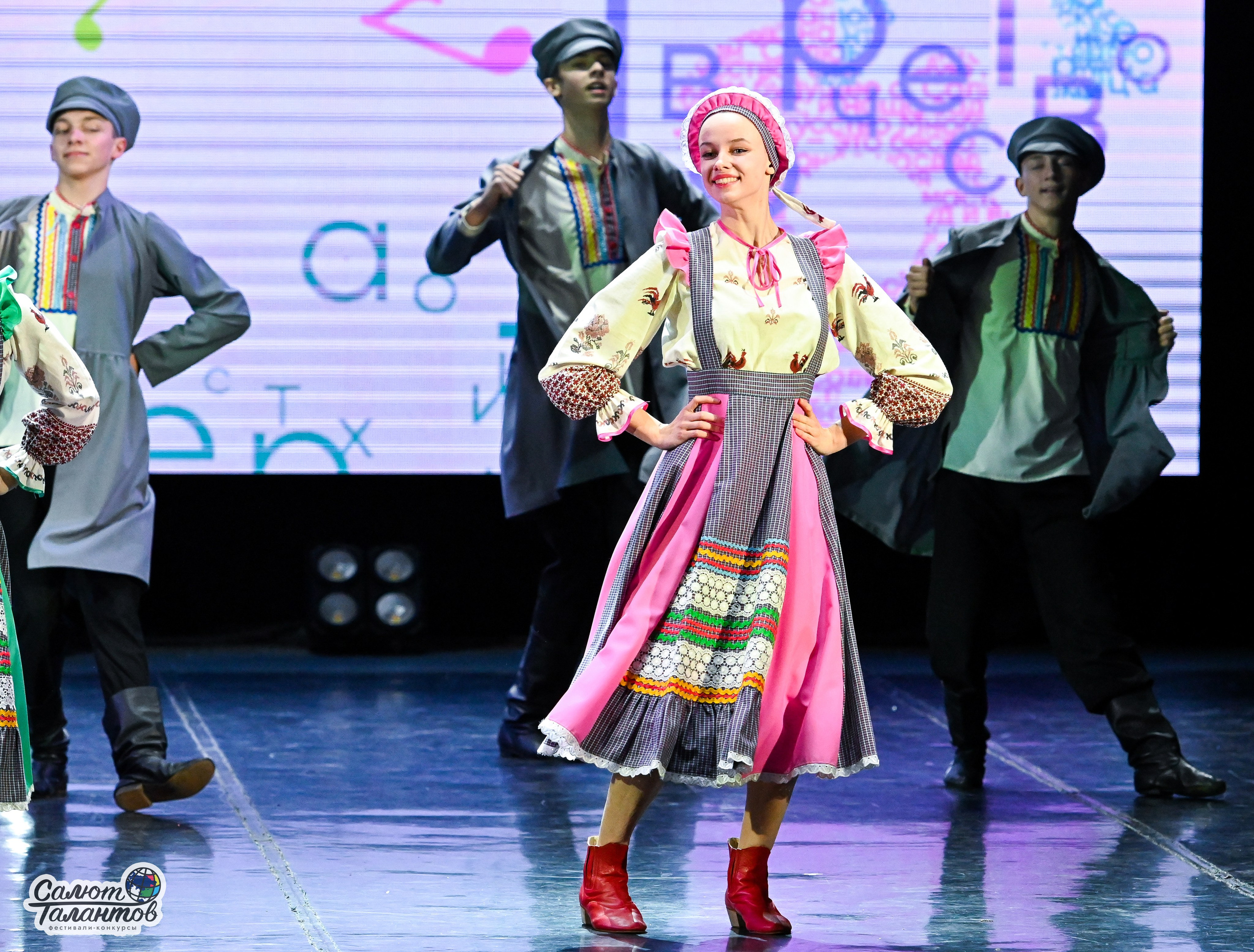 06.01.2025 23-й Международный Фестиваль-Конкурс «Белорусские узоры» г. Минск. Медиастудия Фото Концепт