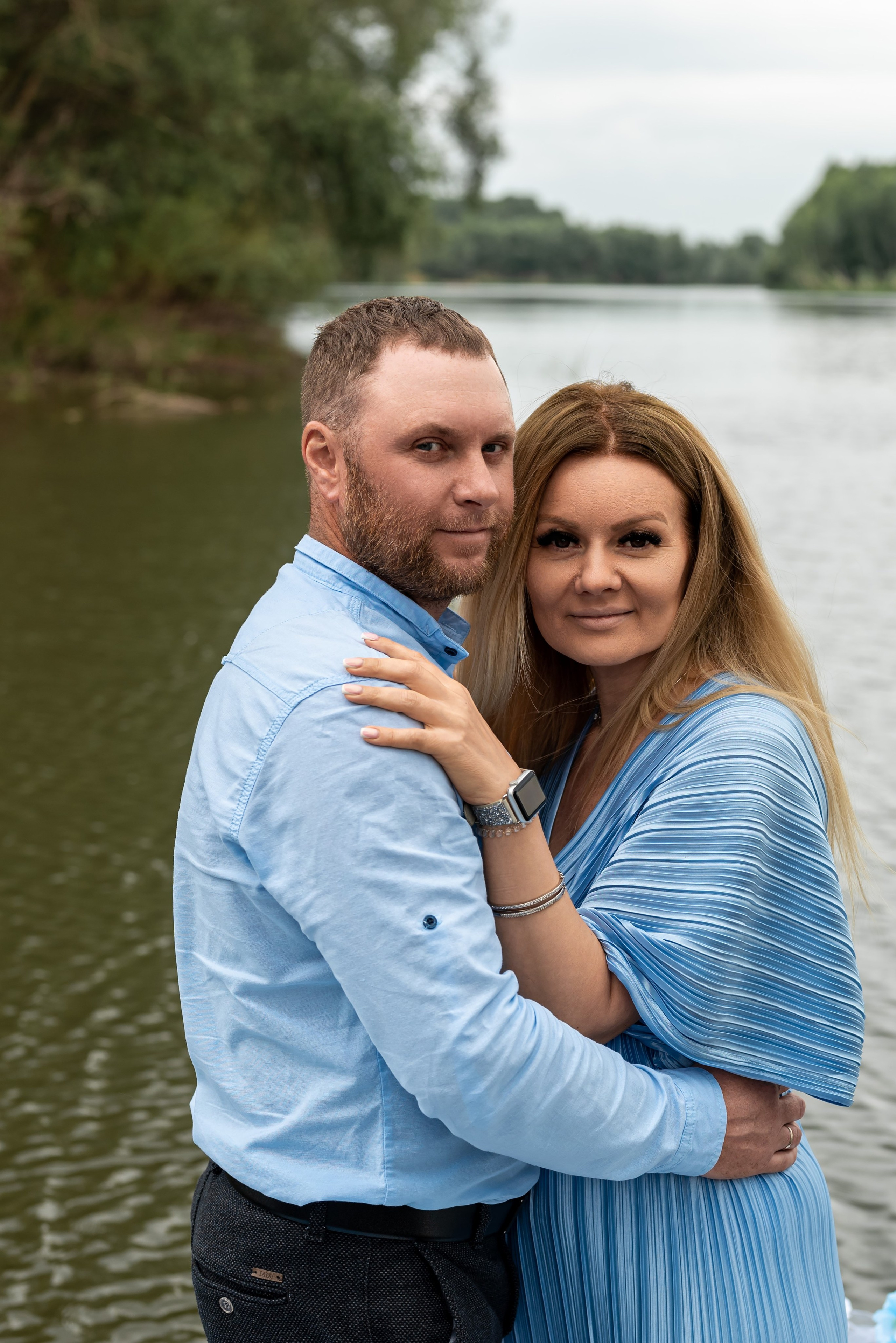 Фотопроект на лодке с голубыми гортензиями. Фотограф в городе Салават