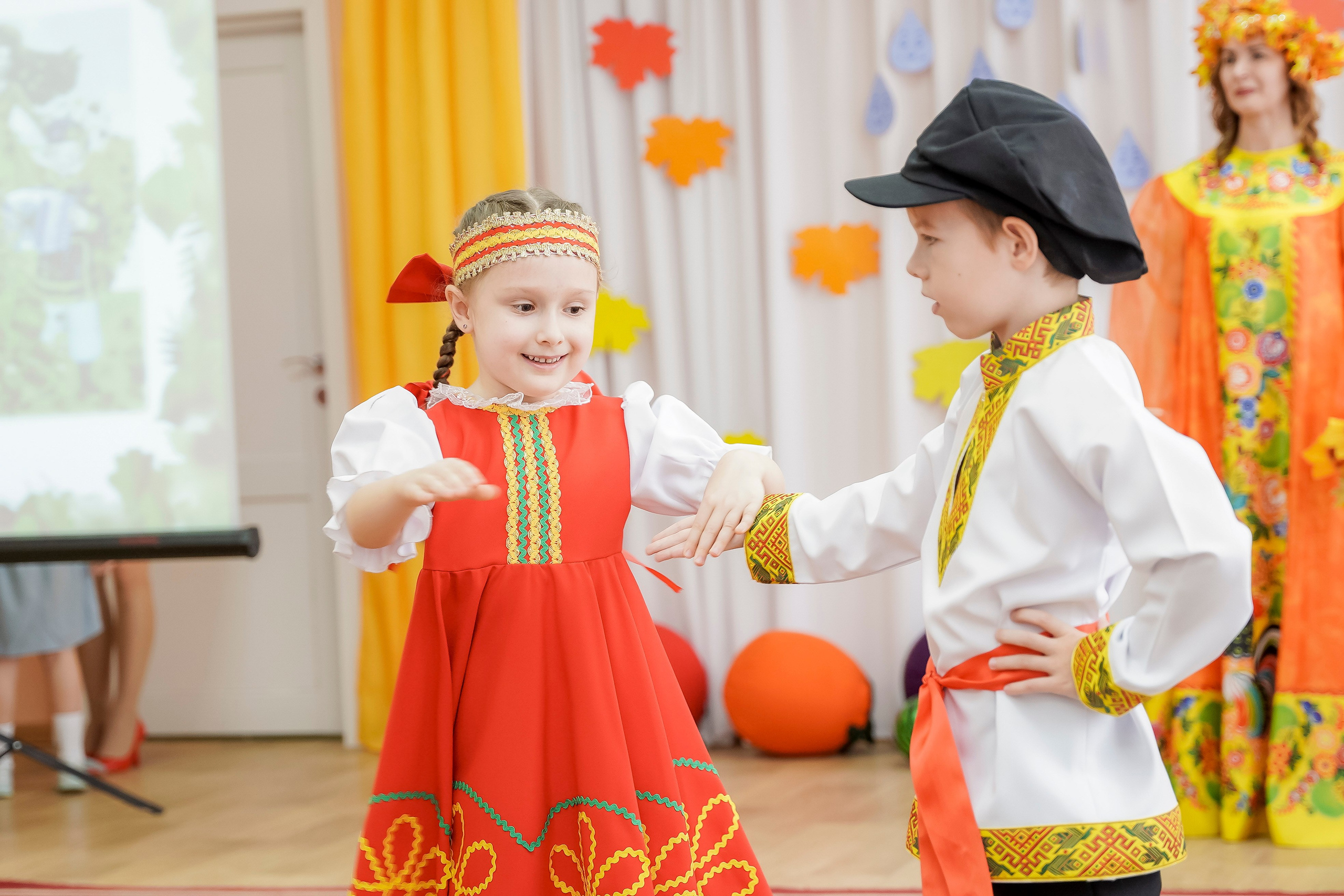 Еще осень. Геннадий Войтов — контент под любые задачи