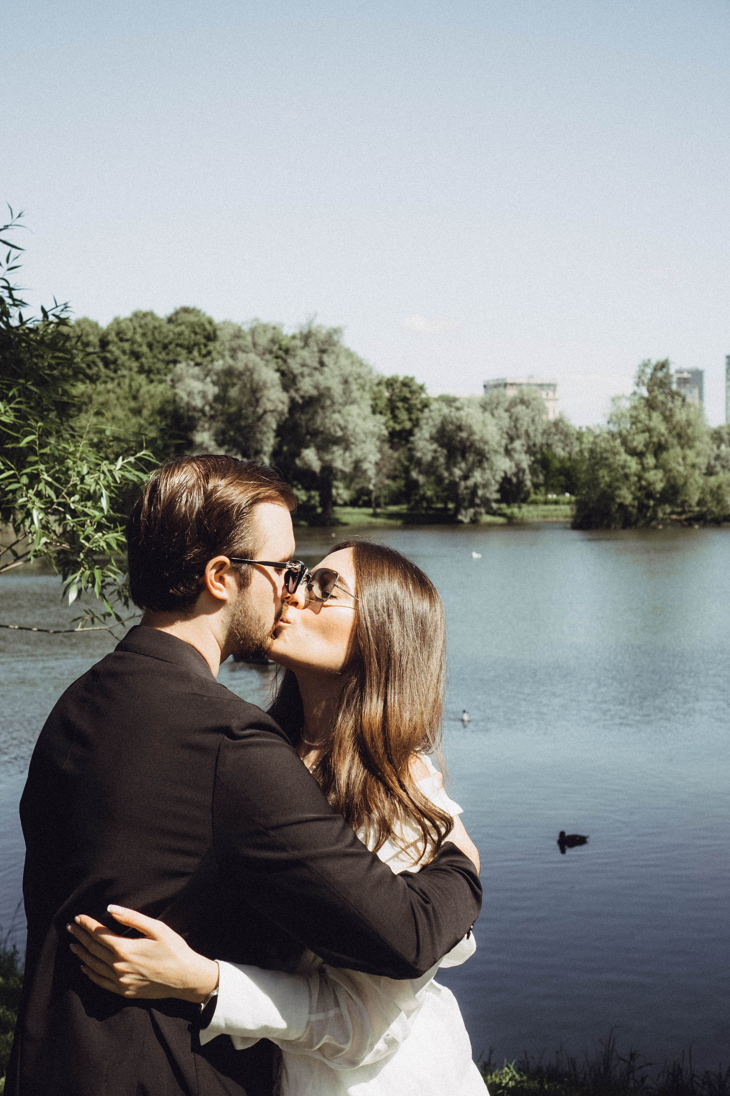 СВАДЕБНАЯ СЬЕМКА В ПАРКЕ ПОБЕДЫ И ПРОГУЛКА ПО МОСКОВСКОМУ ПРОСПЕКТУ. Профессиональный фотограф, Санкт-Петербург — Виктория Богомолова