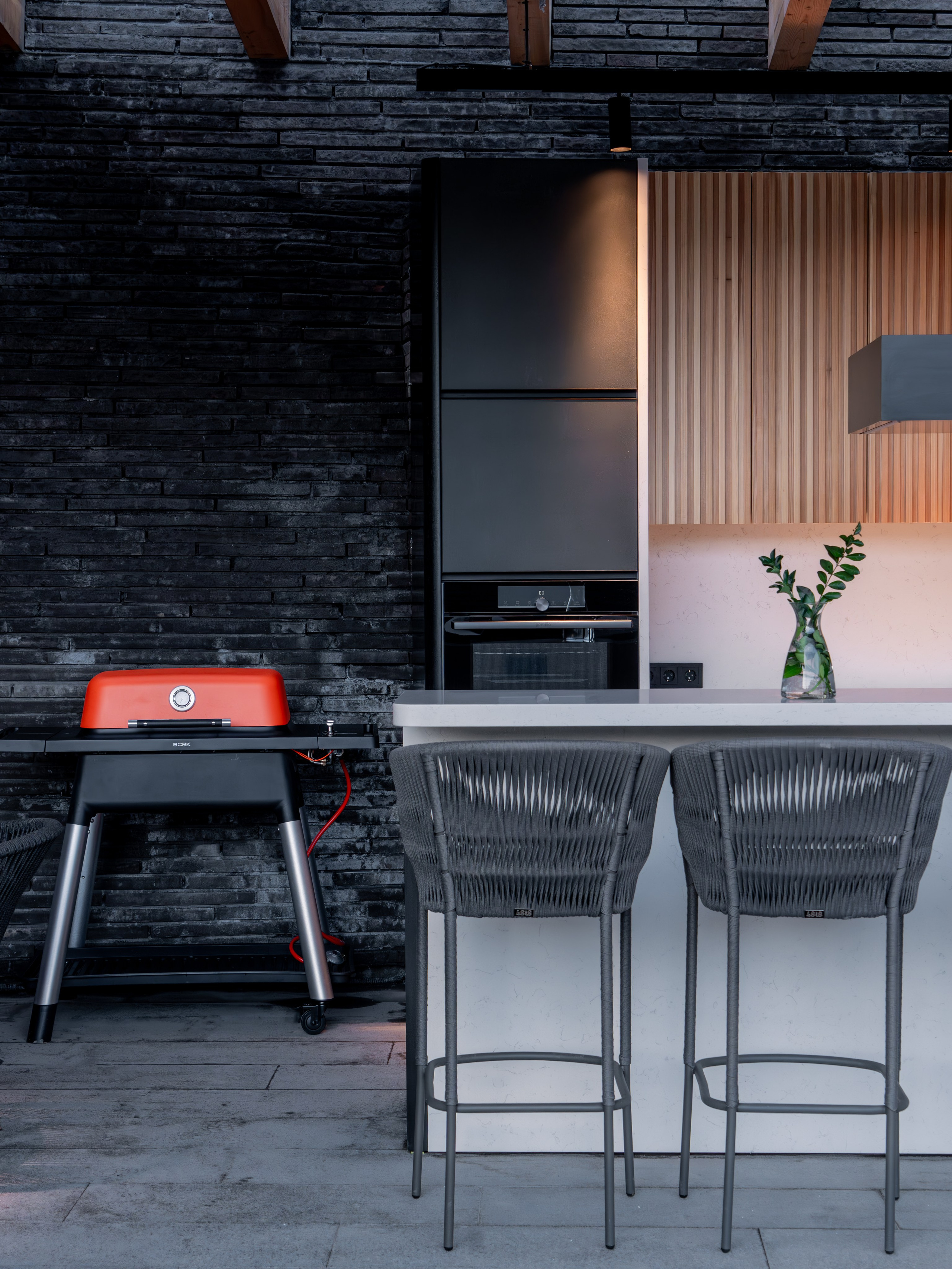 Загородный комплекс в стиле шале — экстерьер. Репортажный фотограф в Красной Поляне и Сочи Павлюченко Екатерина