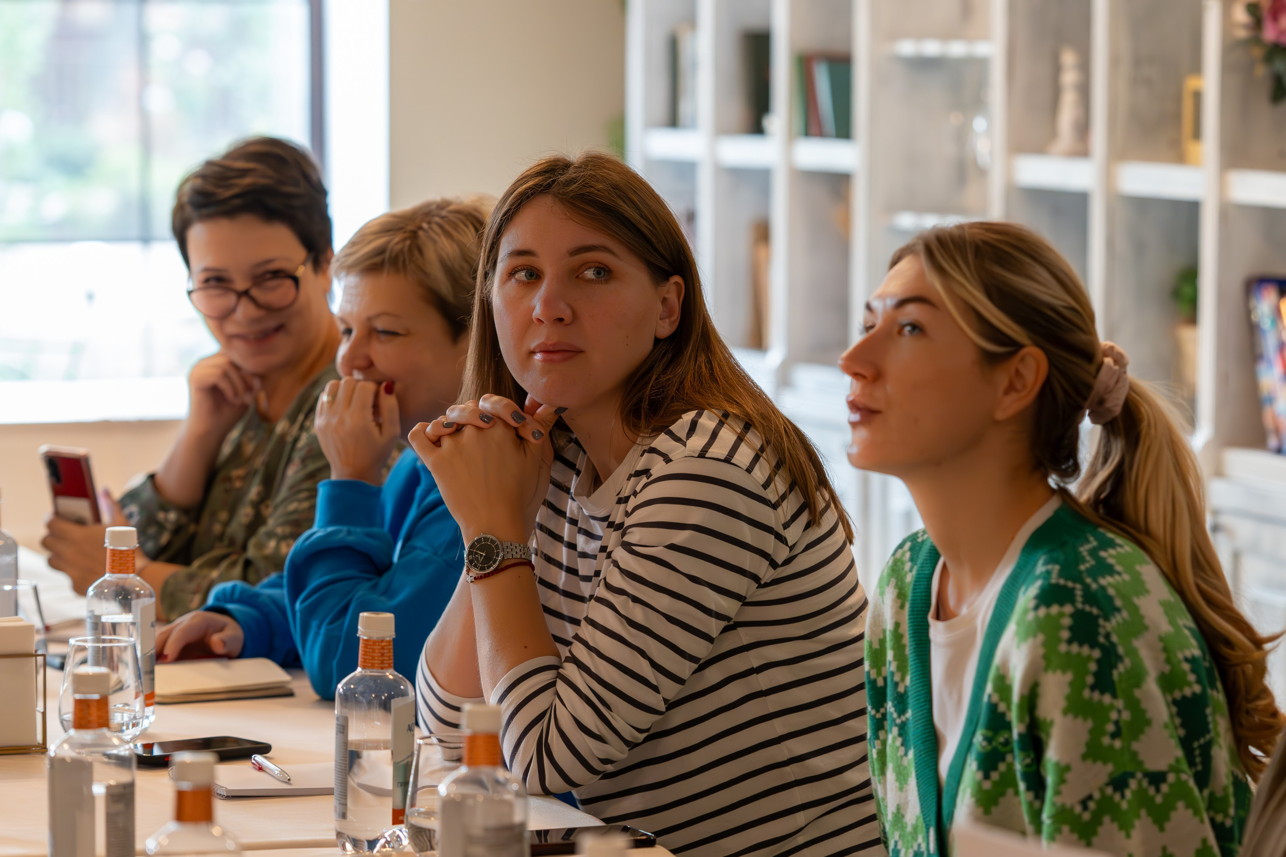 Литературная мастерская с Ольгой Шутовой в «Винотеррии». Репортажный фотограф в Красной Поляне и Сочи Павлюченко Екатерина