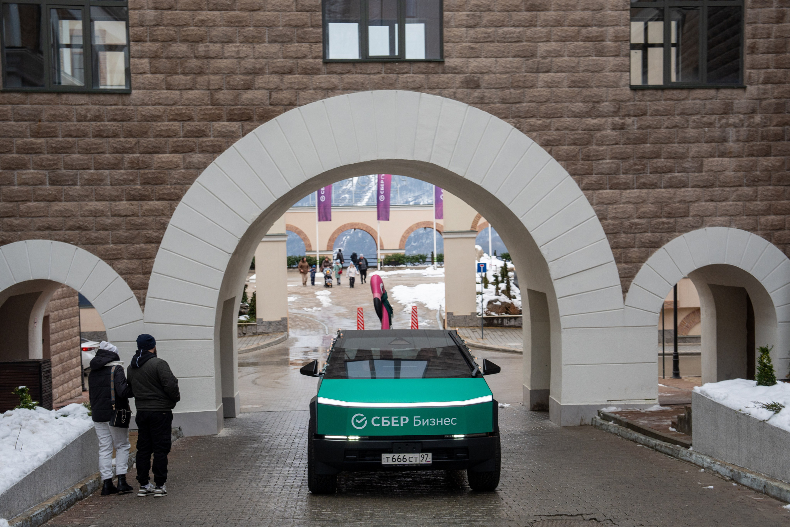 Сбер-маркетинг в Сочи и Красной Поляне. Репортажный фотограф в Красной Поляне и Сочи Павлюченко Екатерина
