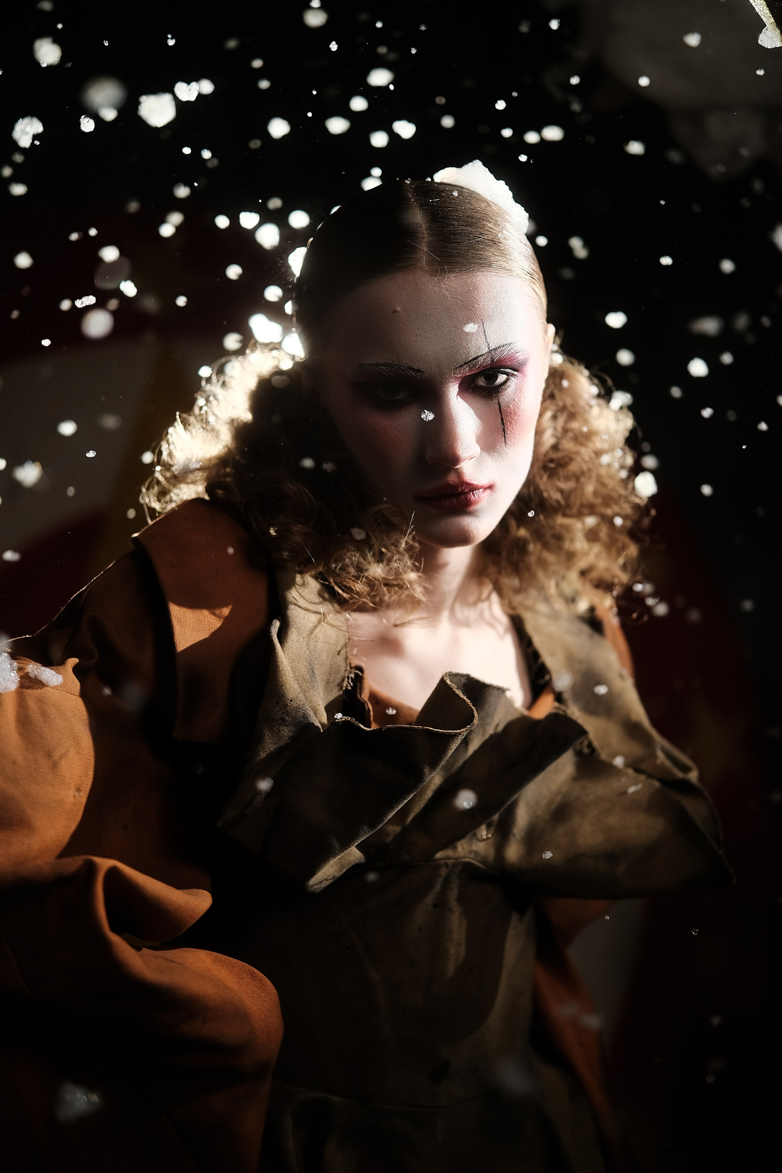 Илья Варакин — Кинематографичный фотограф в Москве. Съемки с душой и эстетикой пленки. Готовые фото за 2 дня