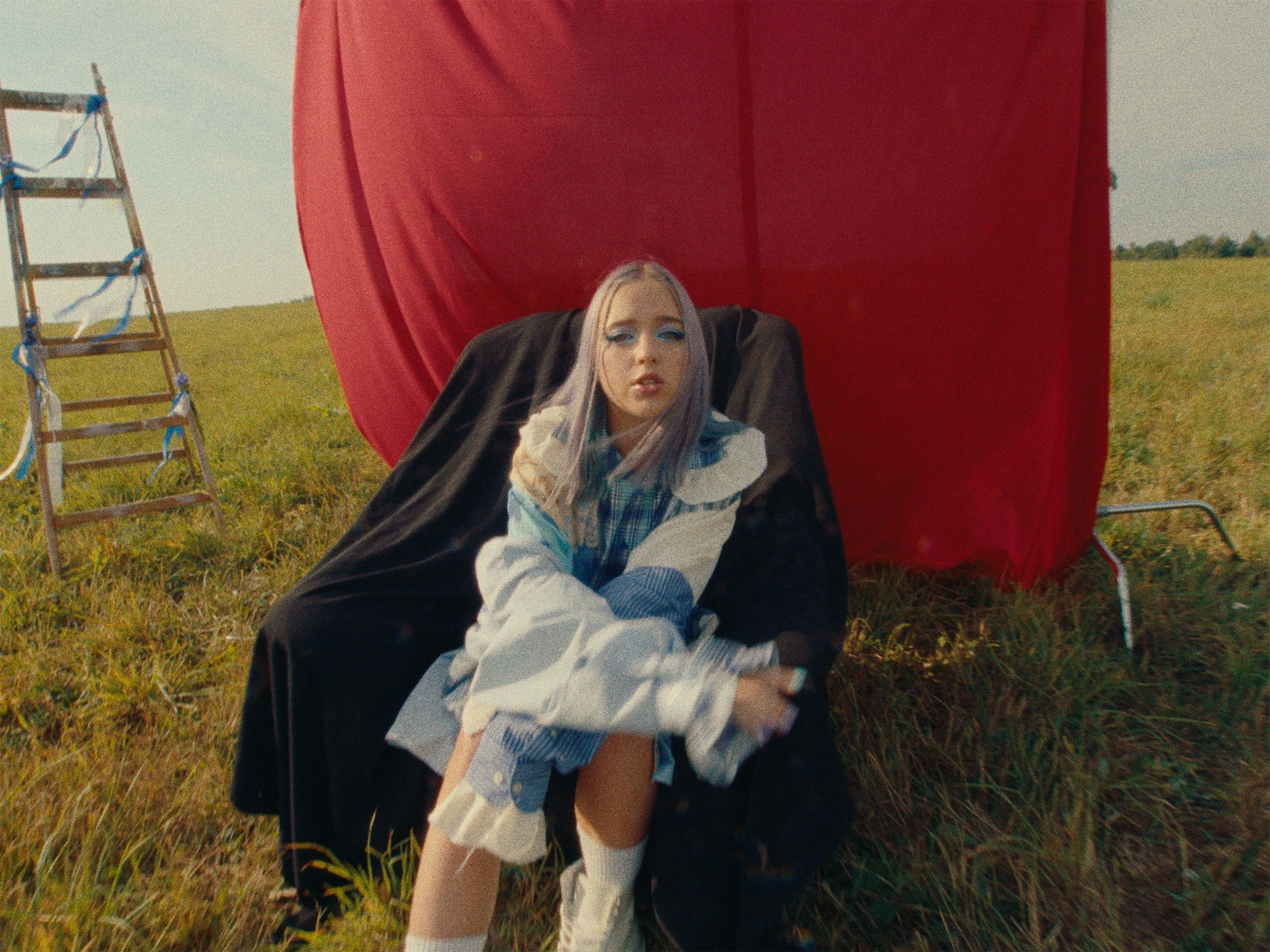 DAASHA «ВАСИЛЬКИ» — music video. DANILA KOMKIN — Colorist