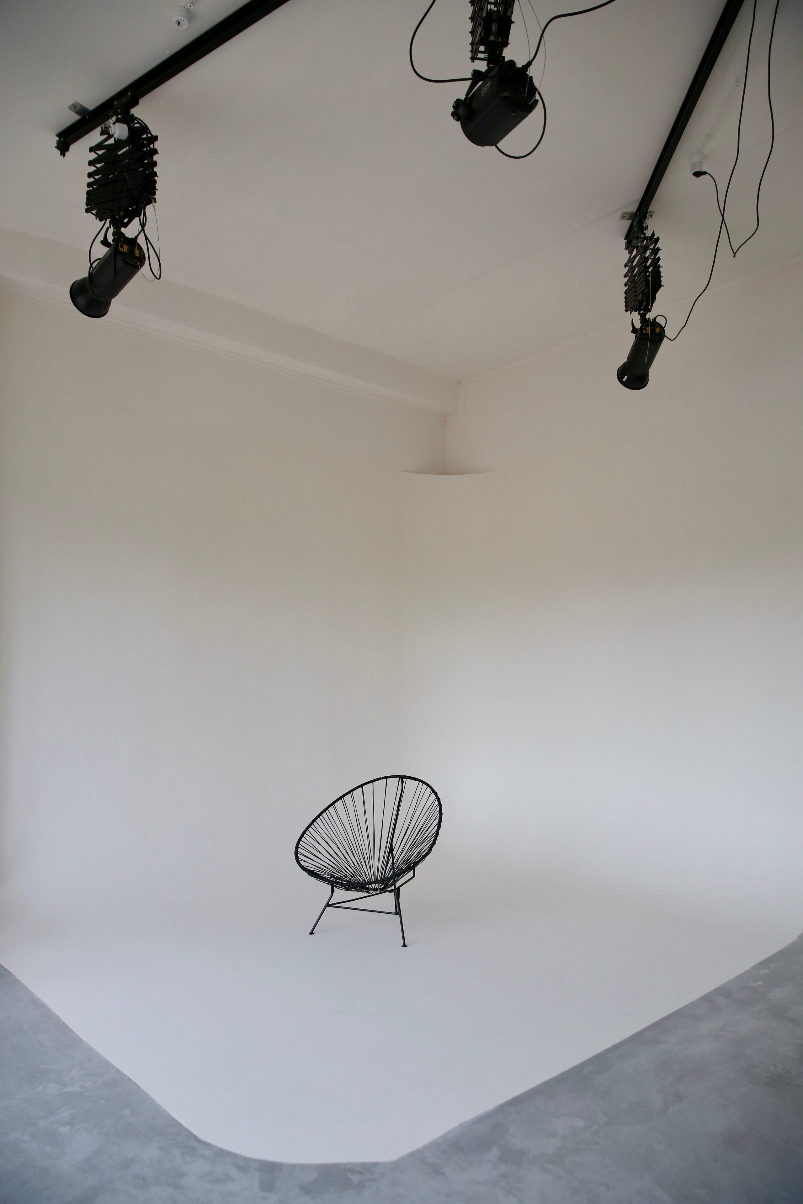 Услуги. Фотостудия Kstaty Kisel в городе Выкса. Студия с зеркалом и циклорамой