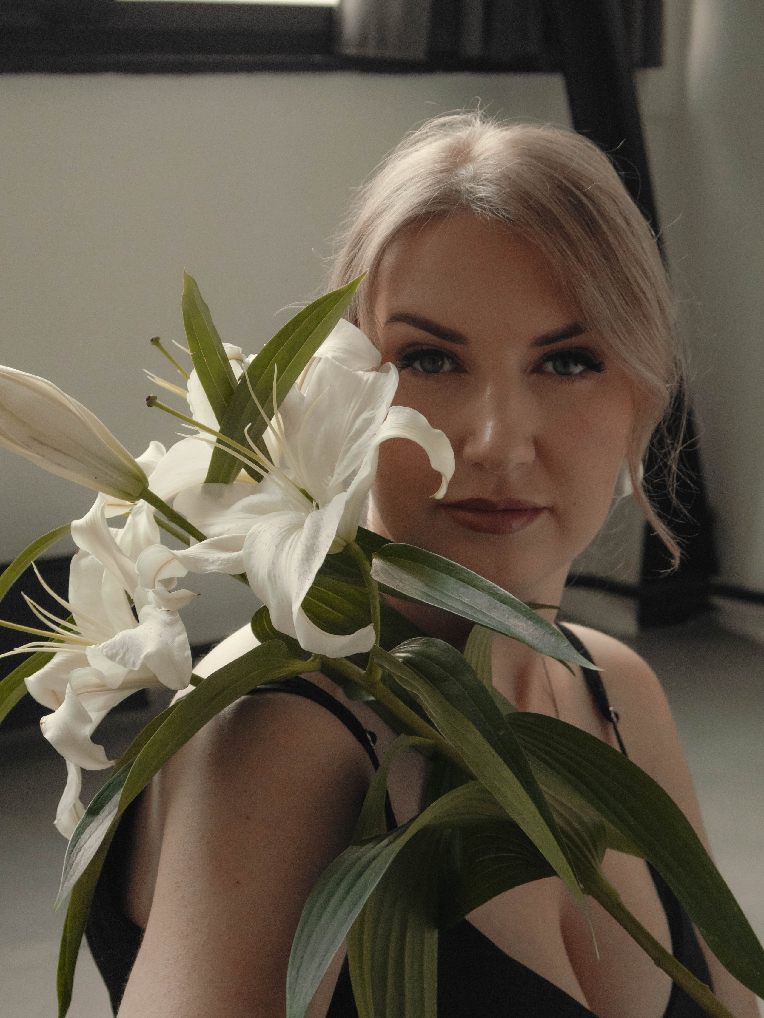 Дама с лилией. Rara Oleneva | фотограф (-иня, -ка, -есса)