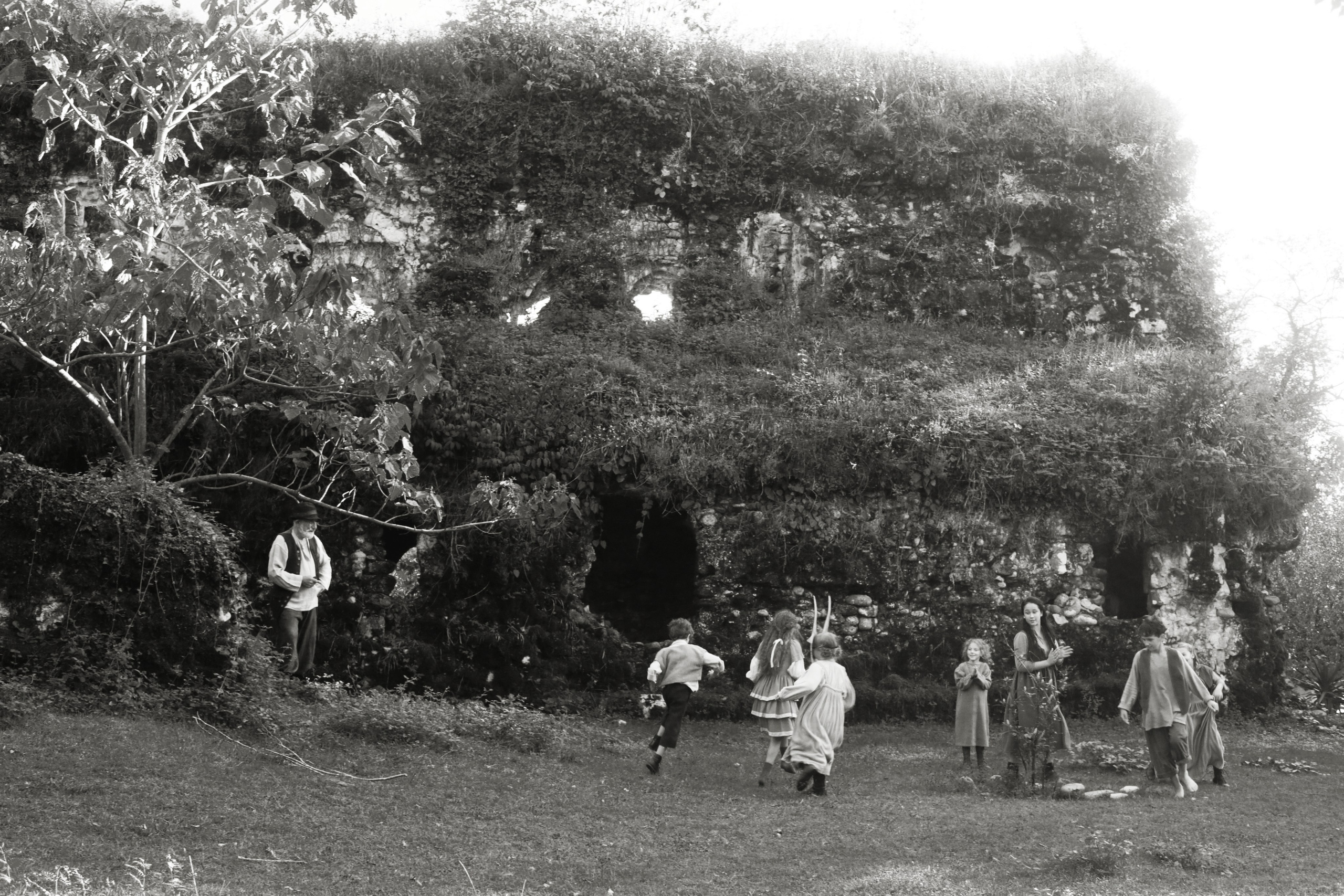 Кинематографическая съемка. Старик и дети. Ekaterina Beridze